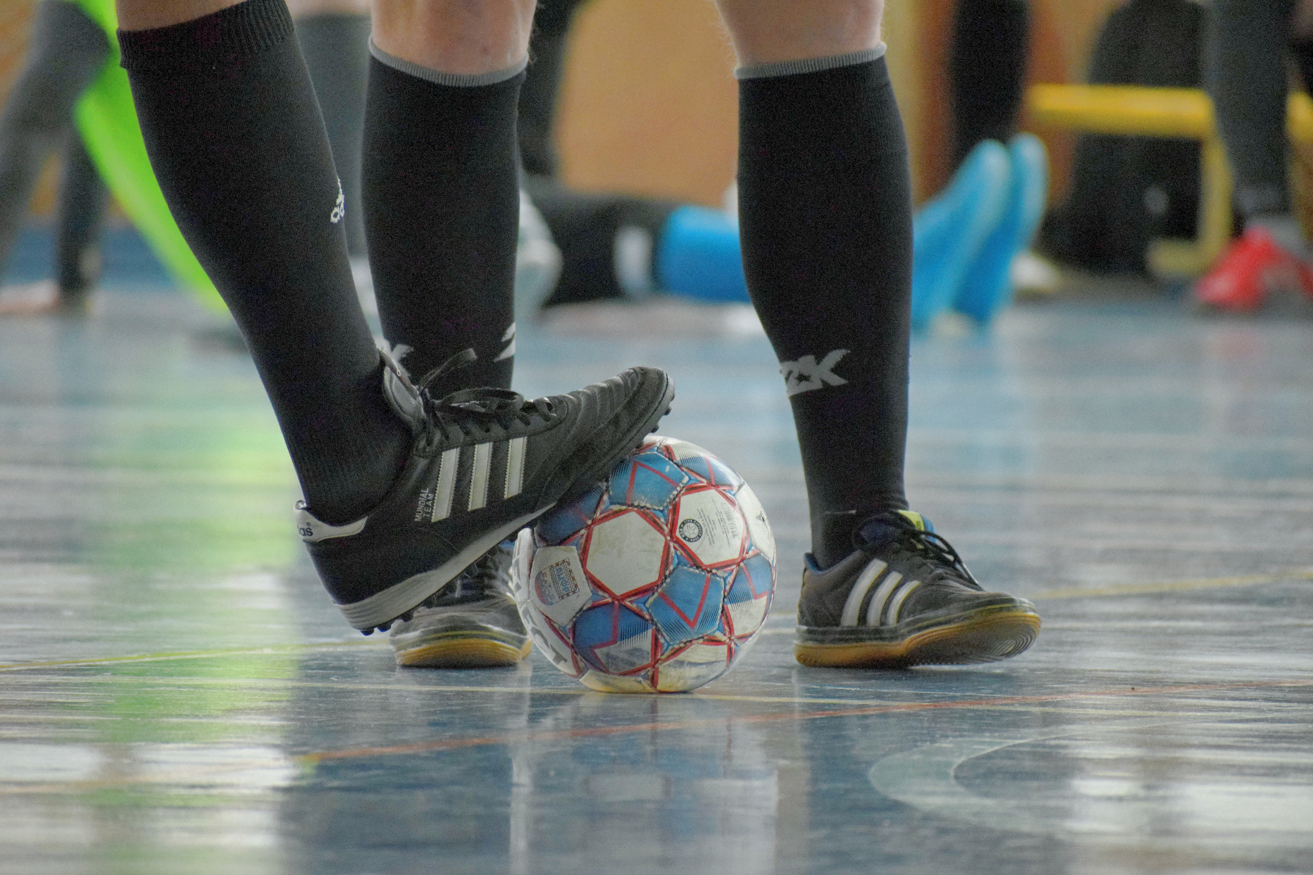 МосСтудФутзал — Студенческая Футзальная Лига. «Фотографии в журналах: максимум жизнеподобия, минимум жизни. "