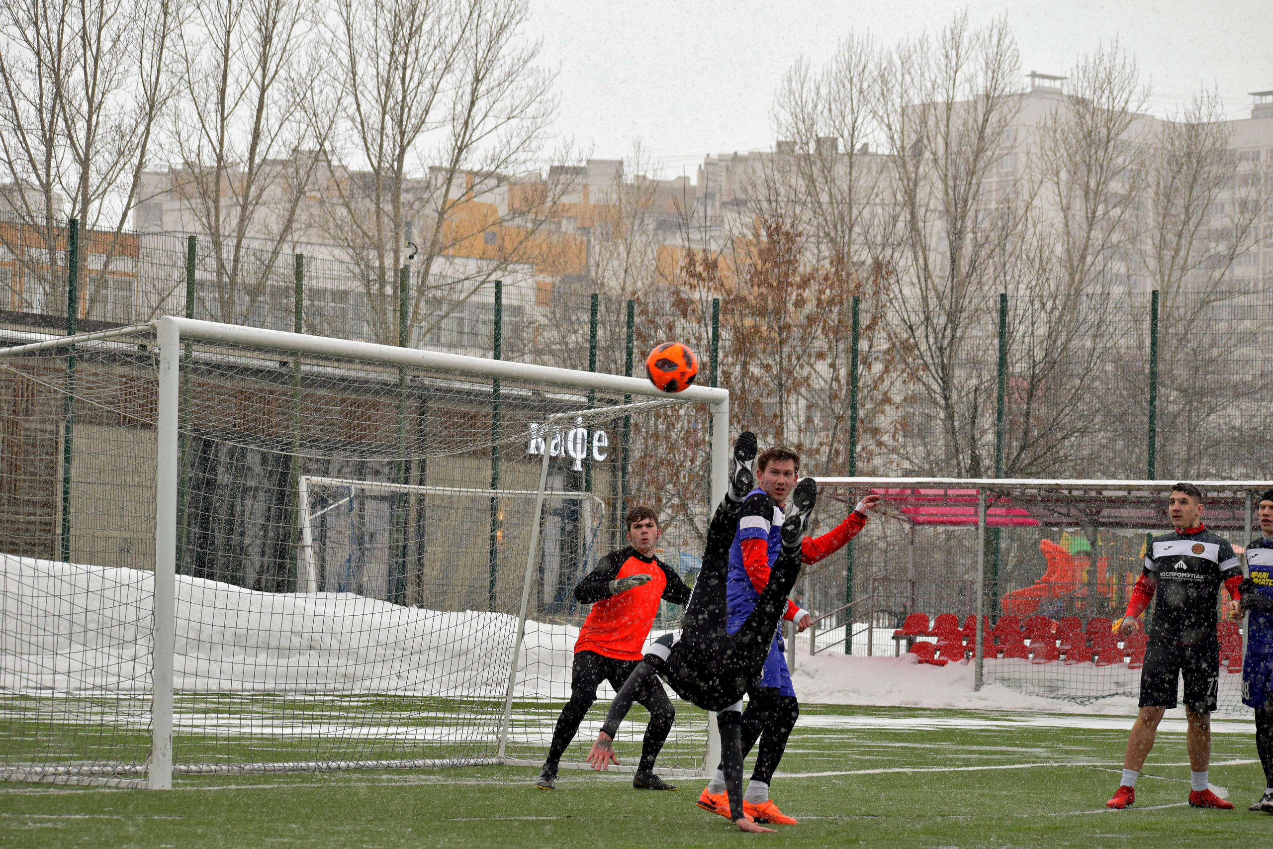ЛФЛ|Любительская футбольная лига Москвы. «Фотографии в журналах: максимум жизнеподобия, минимум жизни. "