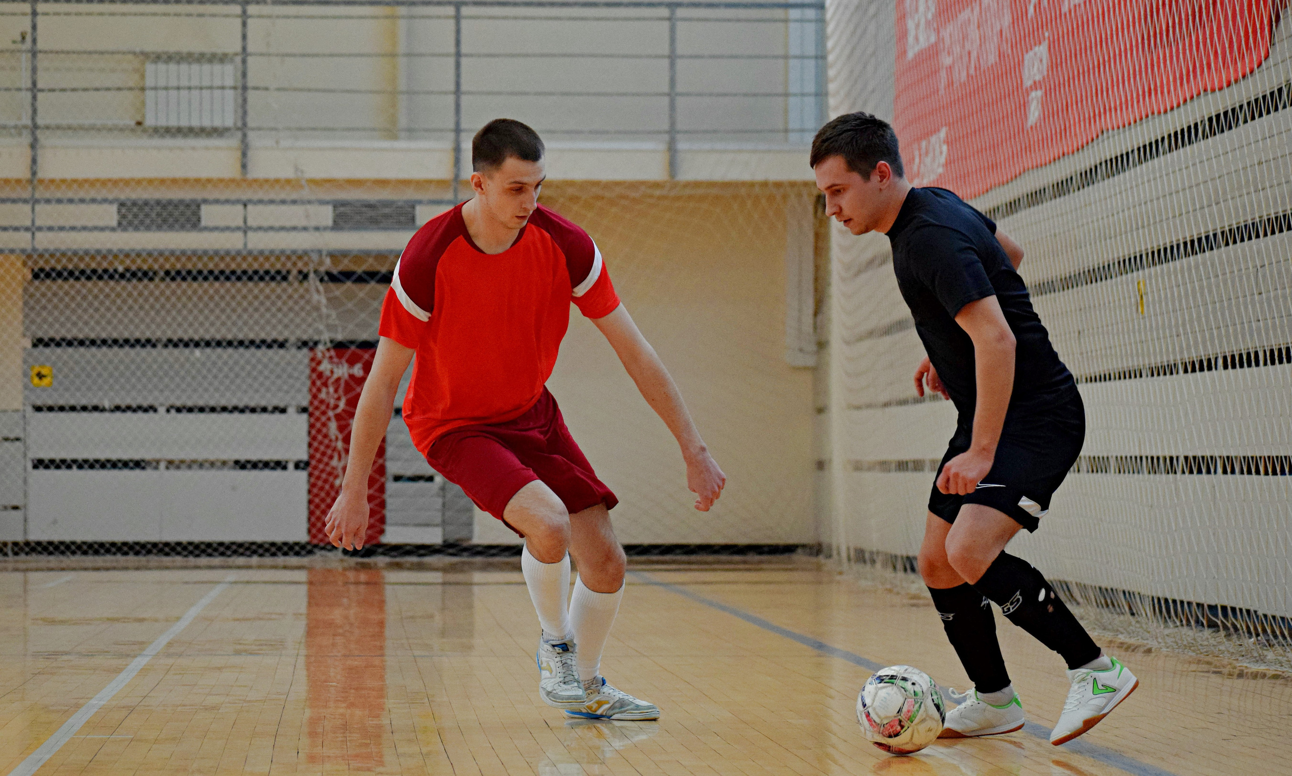 НМЛ|Национальная мини-футбольная лига Москвы. «Фотографии в журналах: максимум жизнеподобия, минимум жизни. "