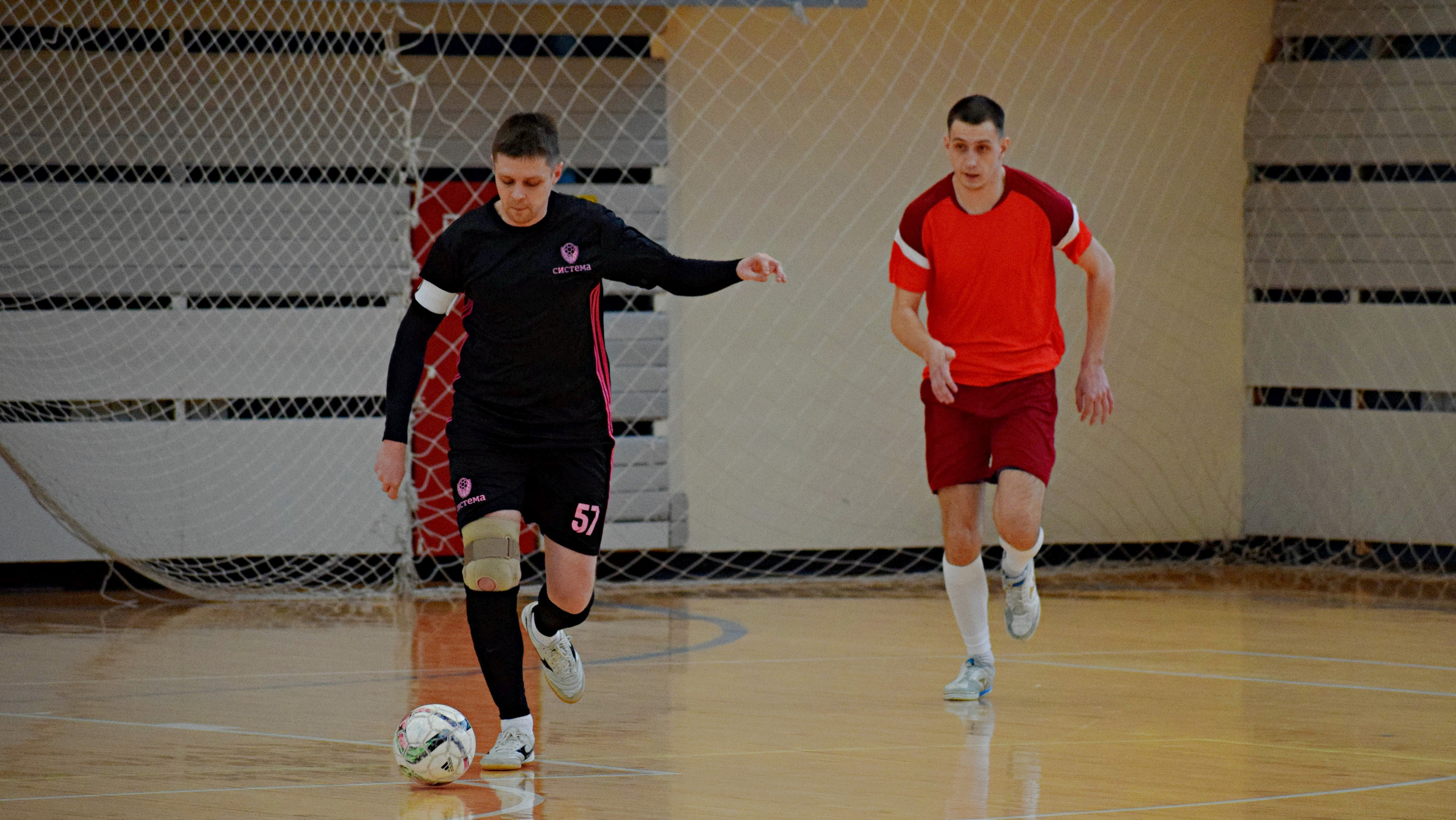 НМЛ|Национальная мини-футбольная лига Москвы. «Фотографии в журналах: максимум жизнеподобия, минимум жизни. "