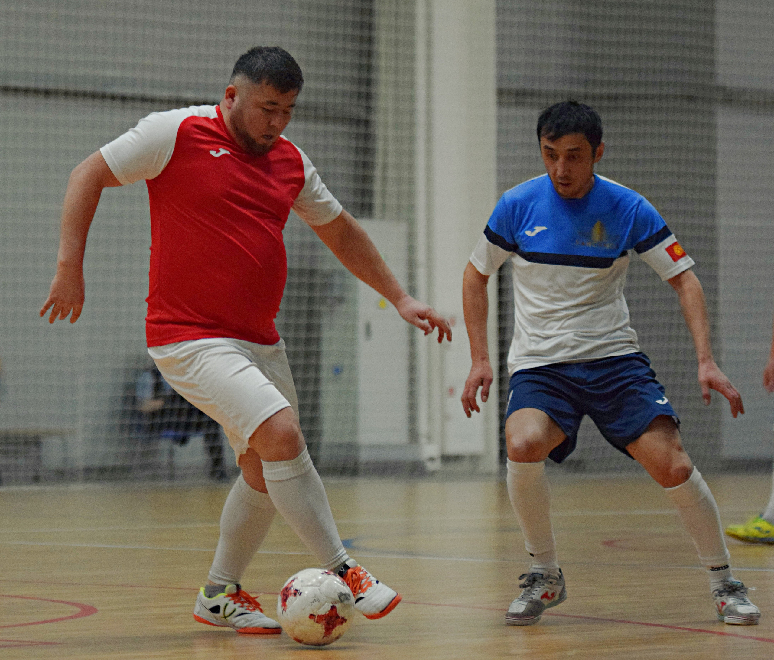 ИМФЛ | Интернациональная Мини-Футбольная Лига. «Фотографии в журналах: максимум жизнеподобия, минимум жизни. "