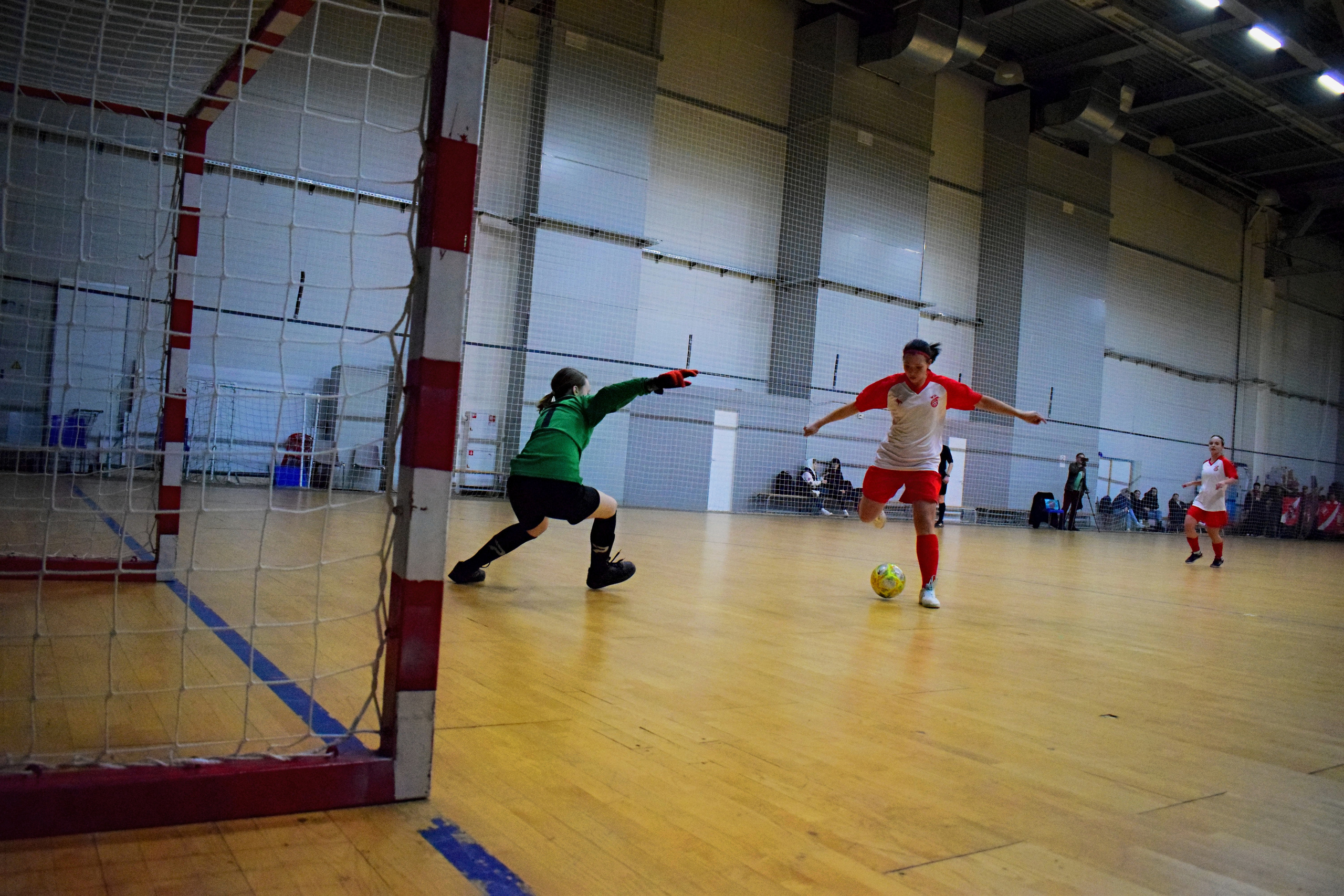 Московский чемпионат по мини-футболу. «Фотографии в журналах: максимум жизнеподобия, минимум жизни. "