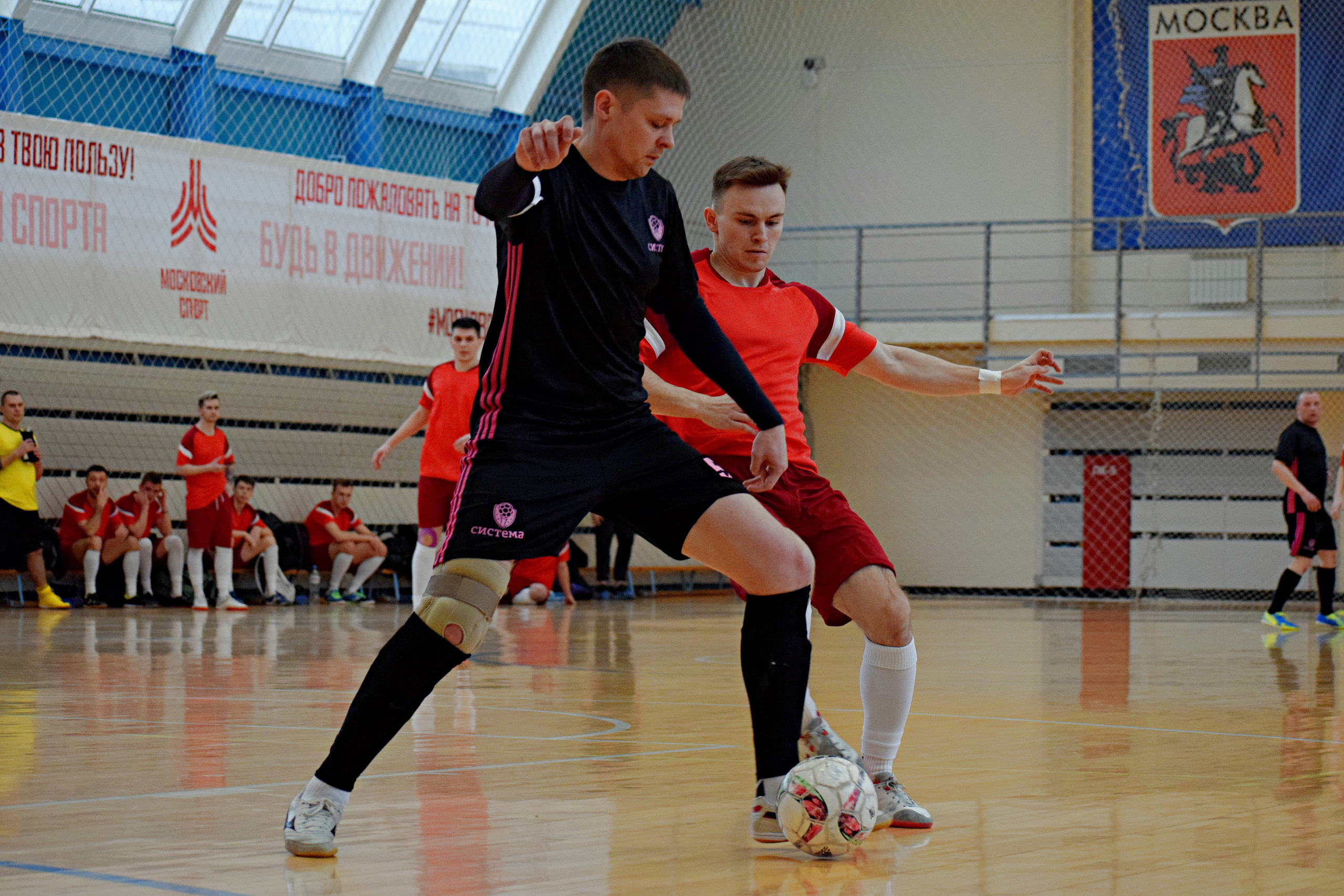НМЛ|Национальная мини-футбольная лига Москвы. «Фотографии в журналах: максимум жизнеподобия, минимум жизни. "
