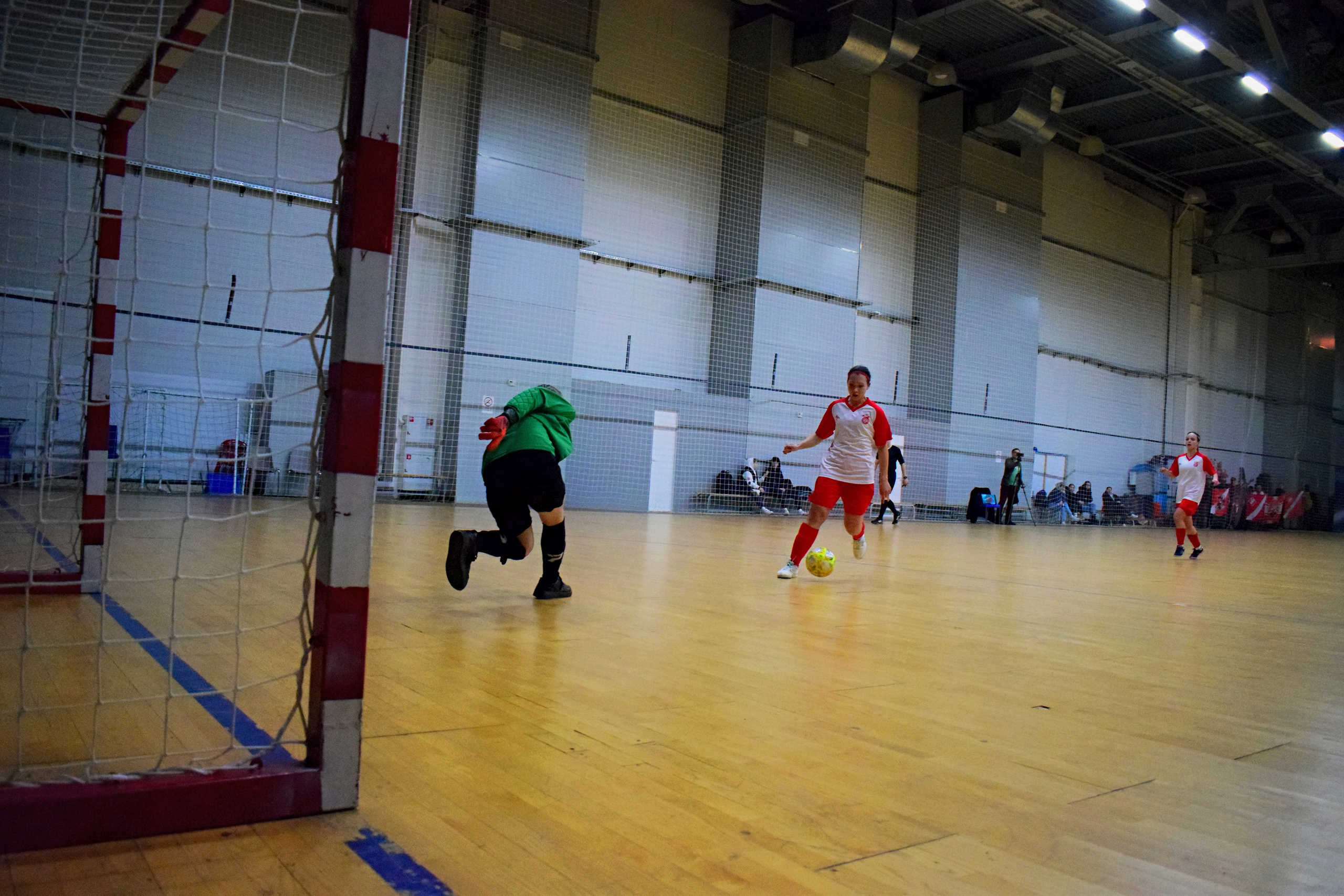 Московский чемпионат по мини-футболу. «Фотографии в журналах: максимум жизнеподобия, минимум жизни. "