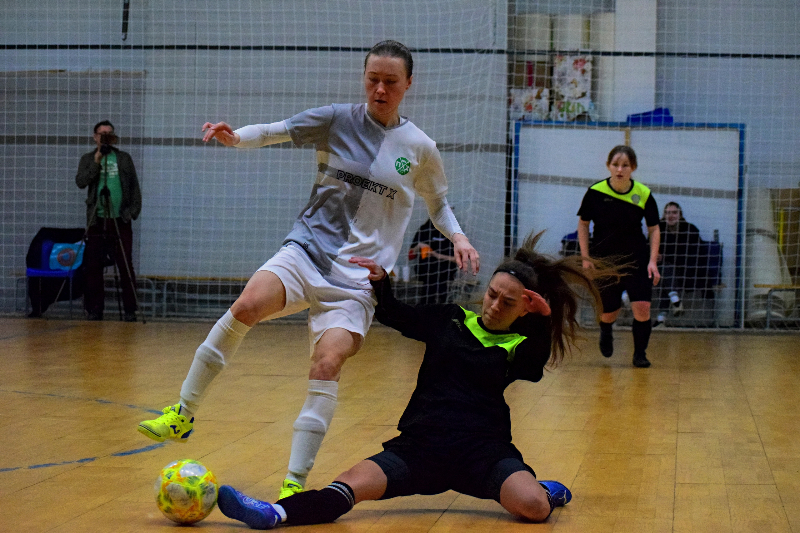 Московский чемпионат по мини-футболу. «Фотографии в журналах: максимум жизнеподобия, минимум жизни. "
