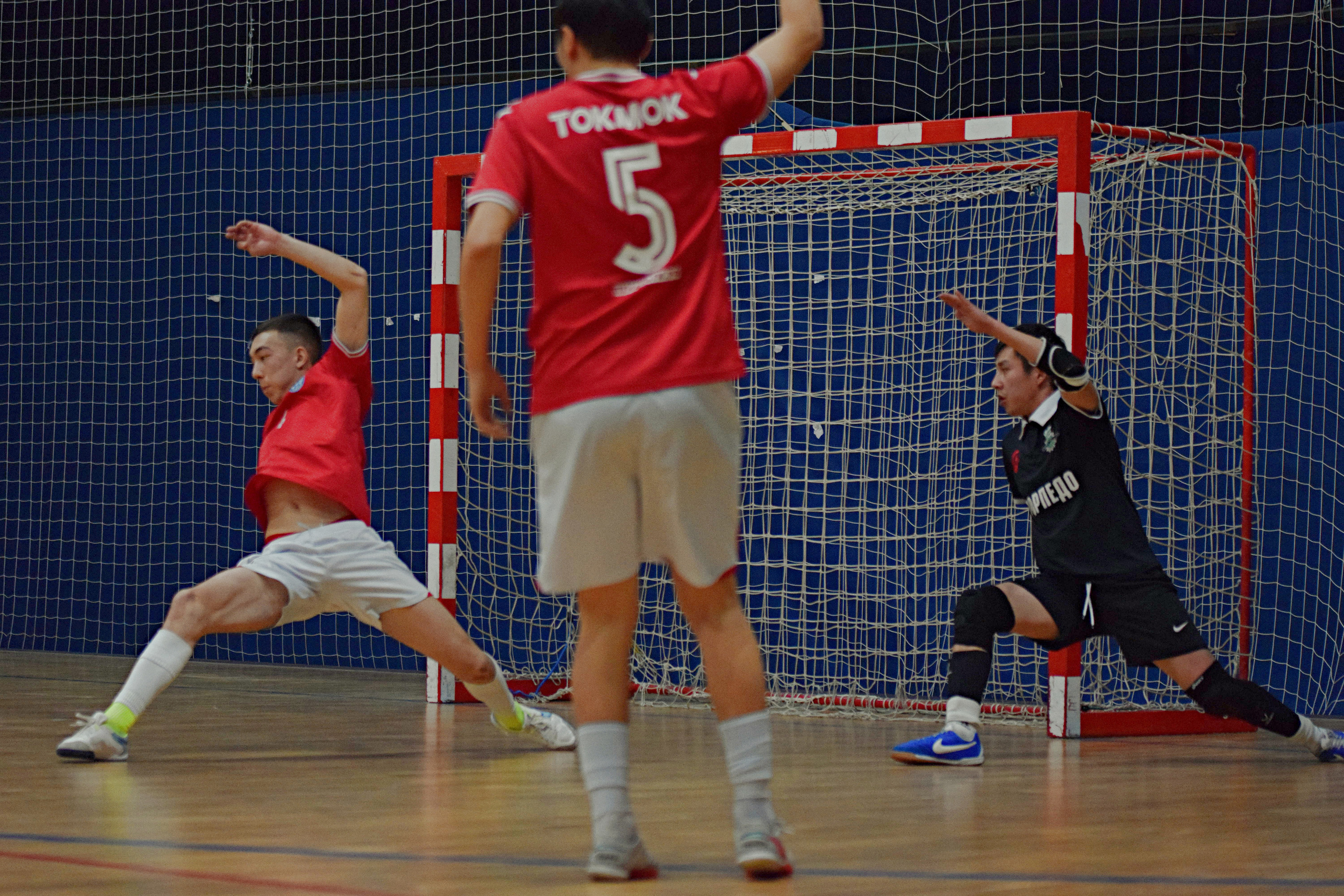 ИМФЛ | Интернациональная Мини-Футбольная Лига. «Фотографии в журналах: максимум жизнеподобия, минимум жизни. "