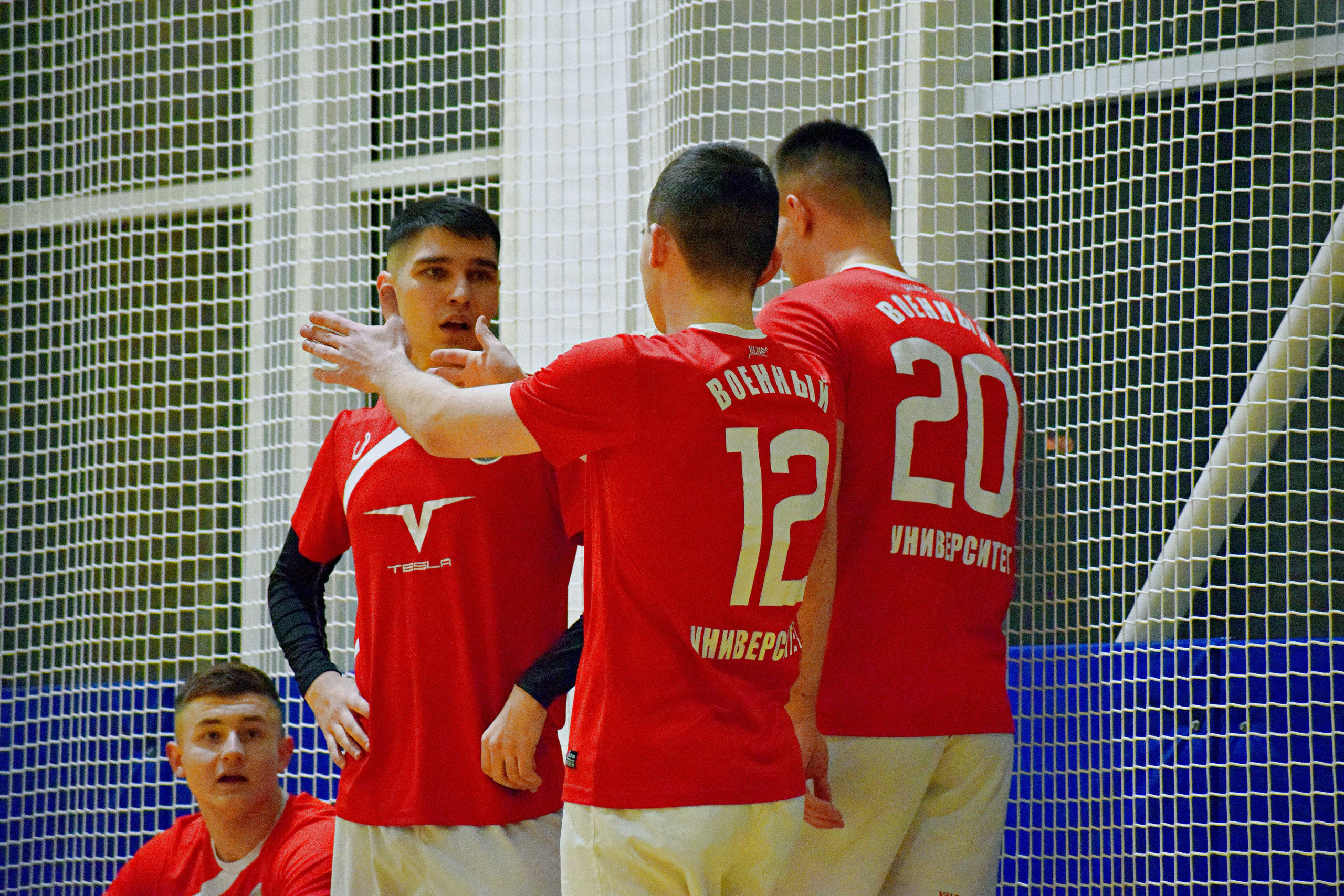 МосСтудФутзал — Студенческая Футзальная Лига. «Фотографии в журналах: максимум жизнеподобия, минимум жизни. "