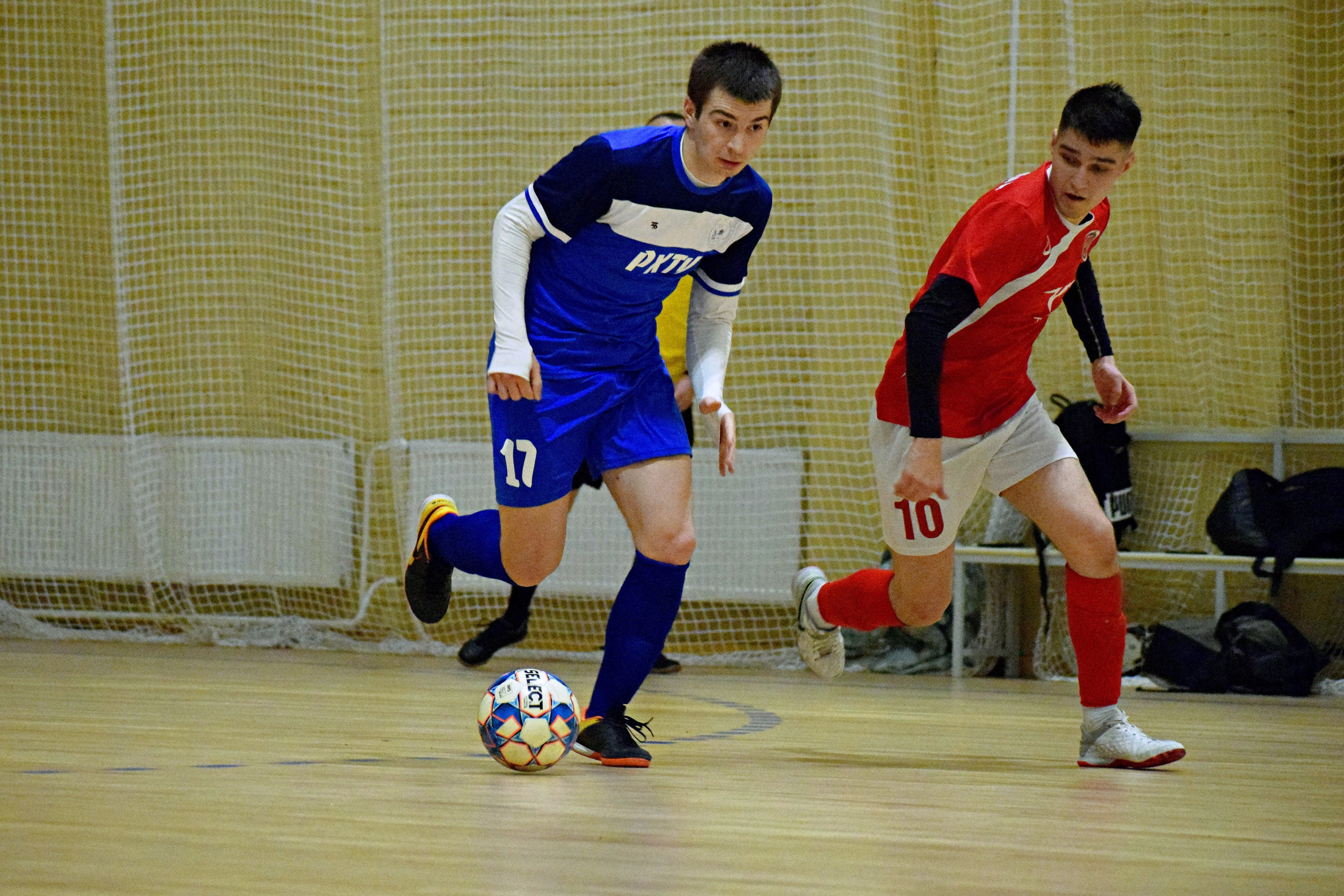 МосСтудФутзал — Студенческая Футзальная Лига. «Фотографии в журналах: максимум жизнеподобия, минимум жизни. "