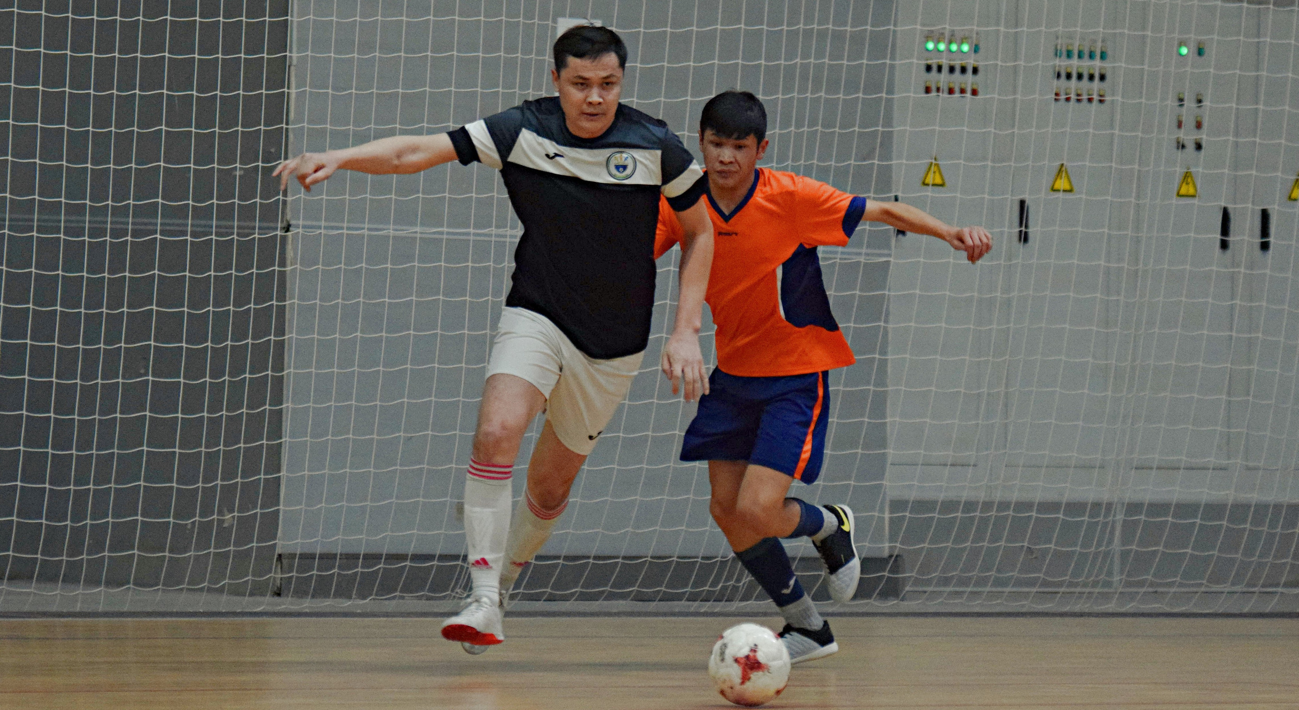 ИМФЛ | Интернациональная Мини-Футбольная Лига. «Фотографии в журналах: максимум жизнеподобия, минимум жизни. "