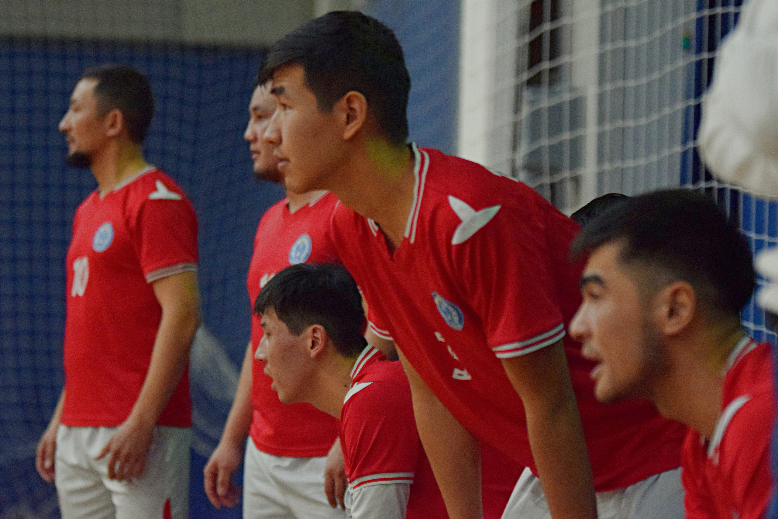 ИМФЛ | Интернациональная Мини-Футбольная Лига. «Фотографии в журналах: максимум жизнеподобия, минимум жизни. "