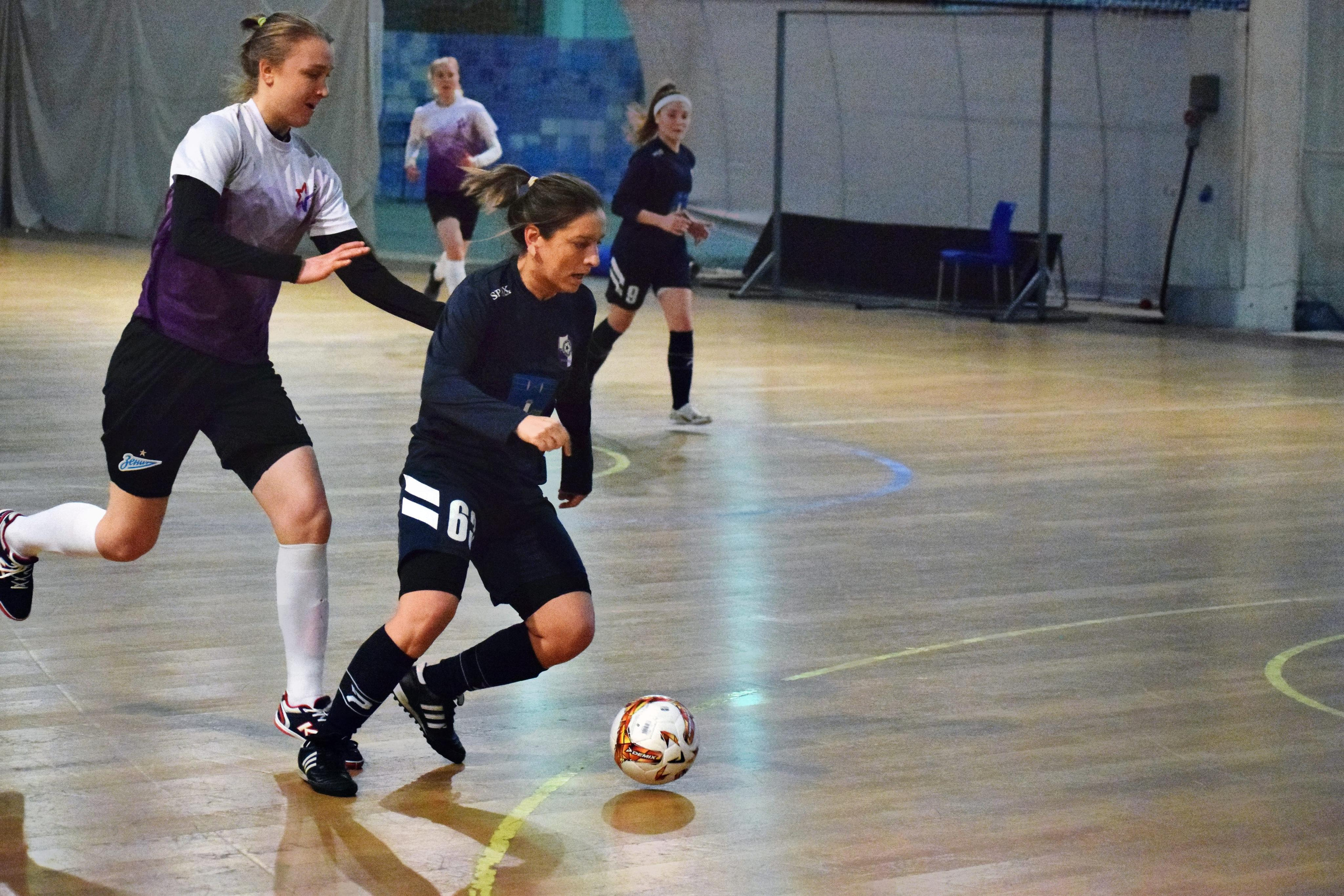 Московский чемпионат по мини-футболу. «Фотографии в журналах: максимум жизнеподобия, минимум жизни. "