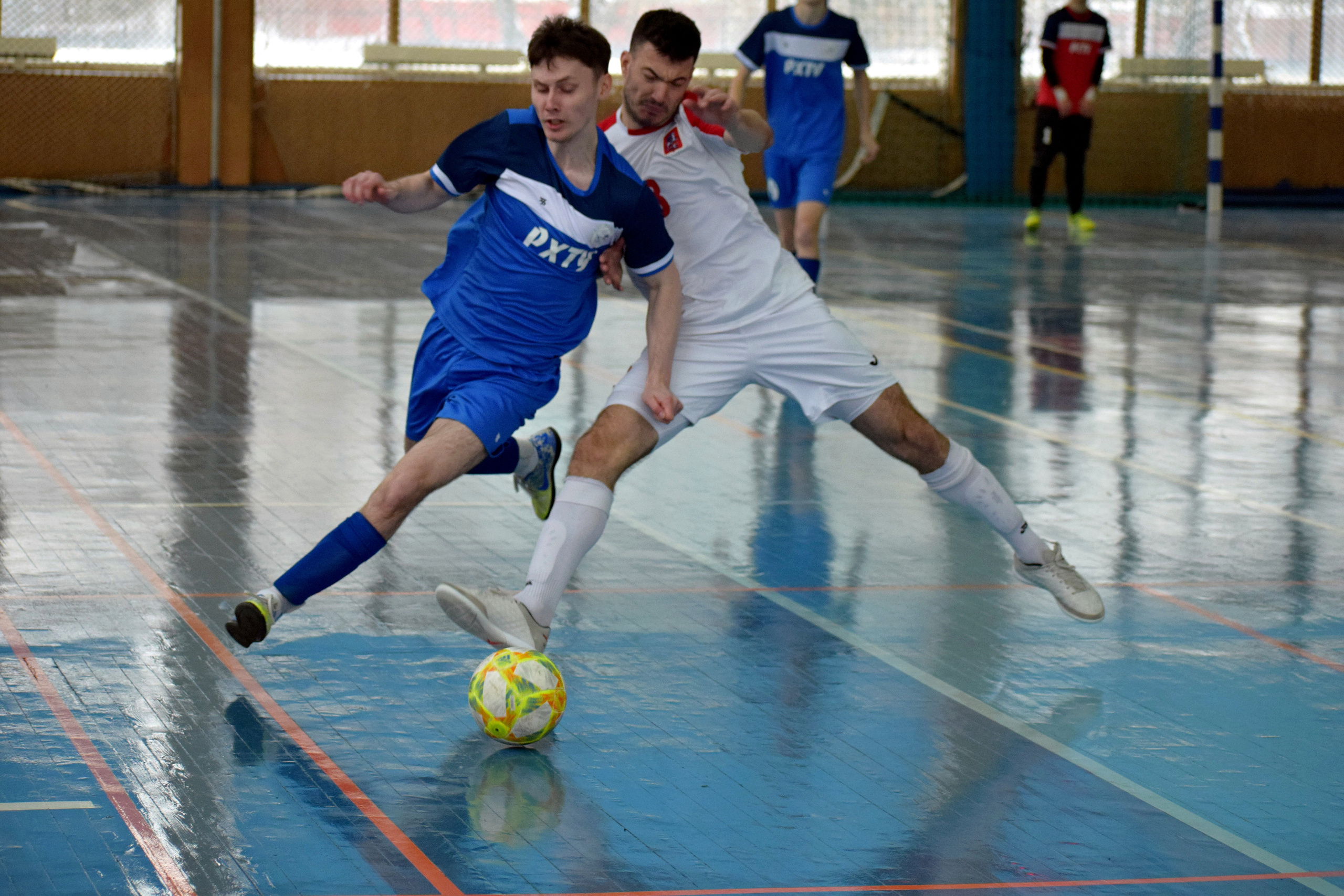 МосСтудФутзал — Студенческая Футзальная Лига. «Фотографии в журналах: максимум жизнеподобия, минимум жизни. "