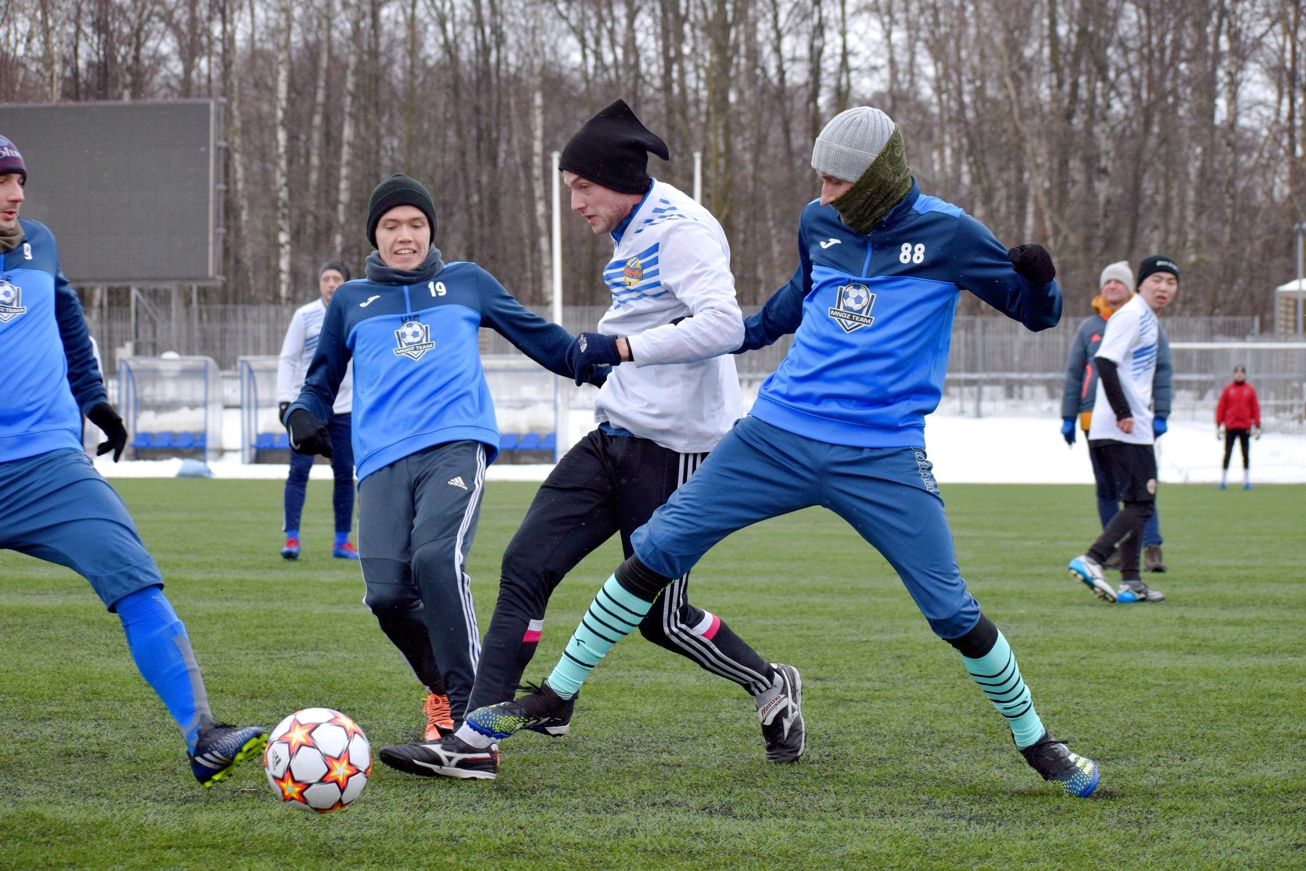 ЛФЛ|Любительская футбольная лига Москвы. «Фотографии в журналах: максимум жизнеподобия, минимум жизни. "