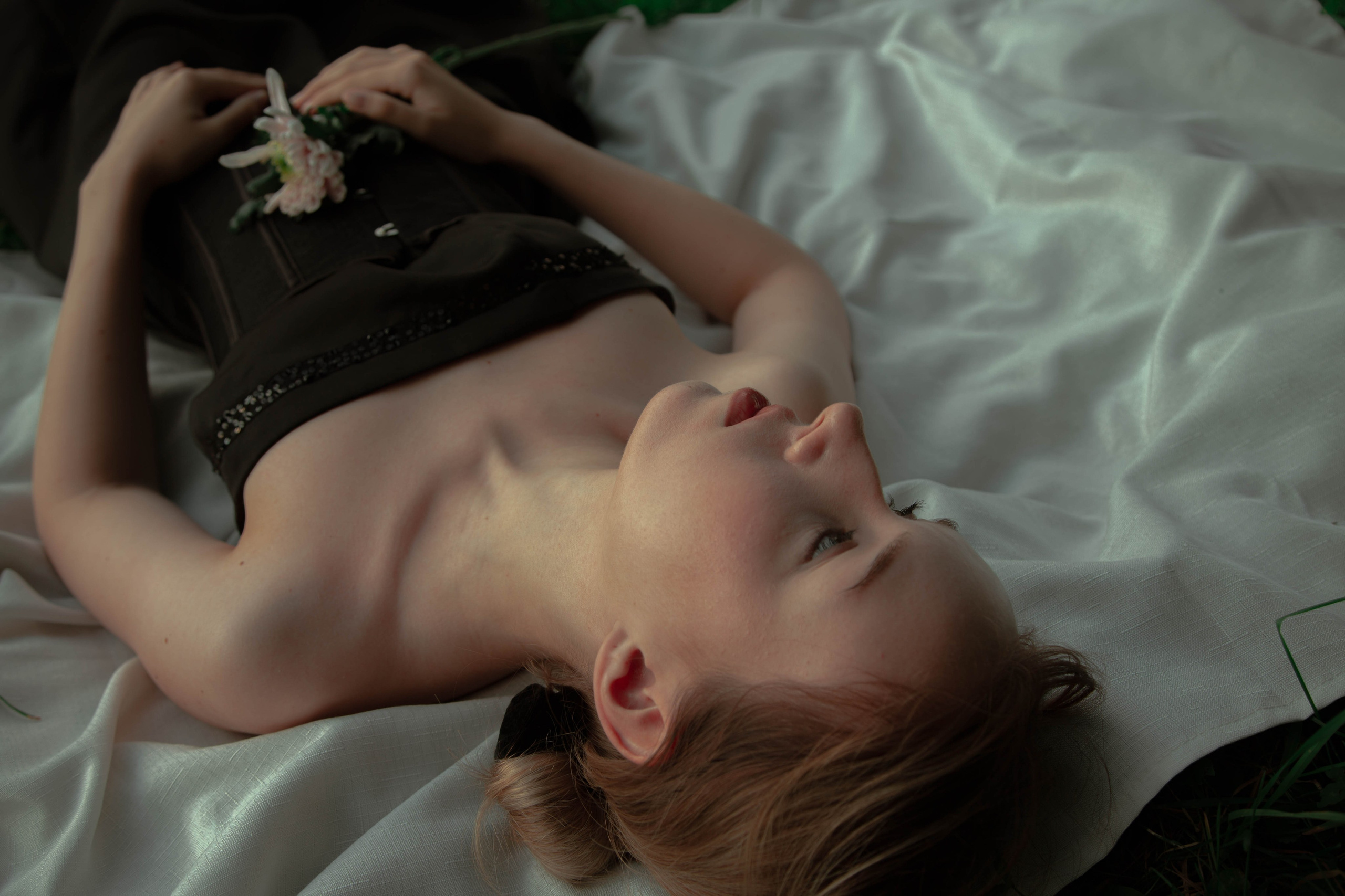 Black dress. DINA MOREVA photography