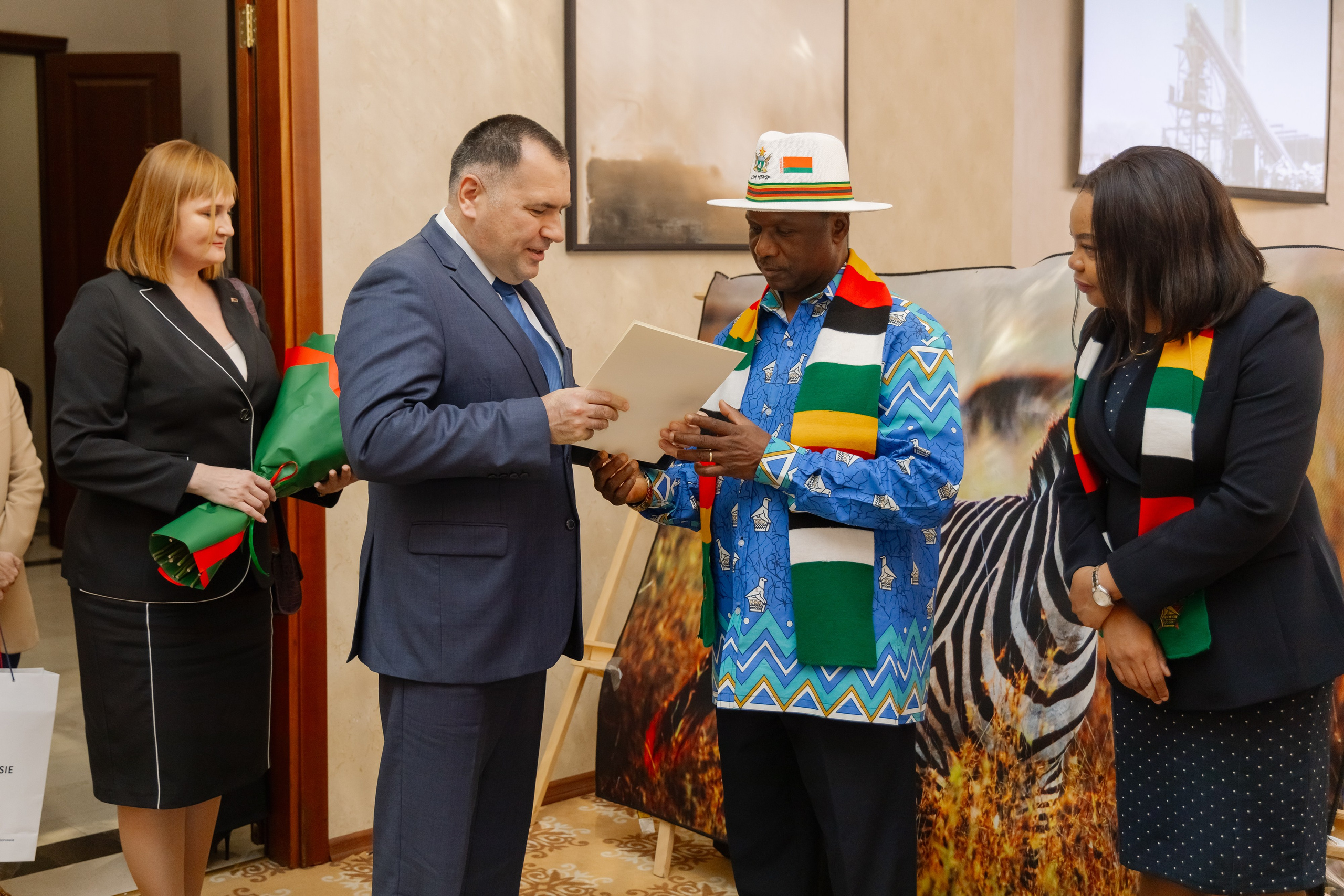 Фотосъемка делегации Посольства Зимбабве в Минске. Свадебный фотограф в Минске/Беларуси Сергей Спиридонов