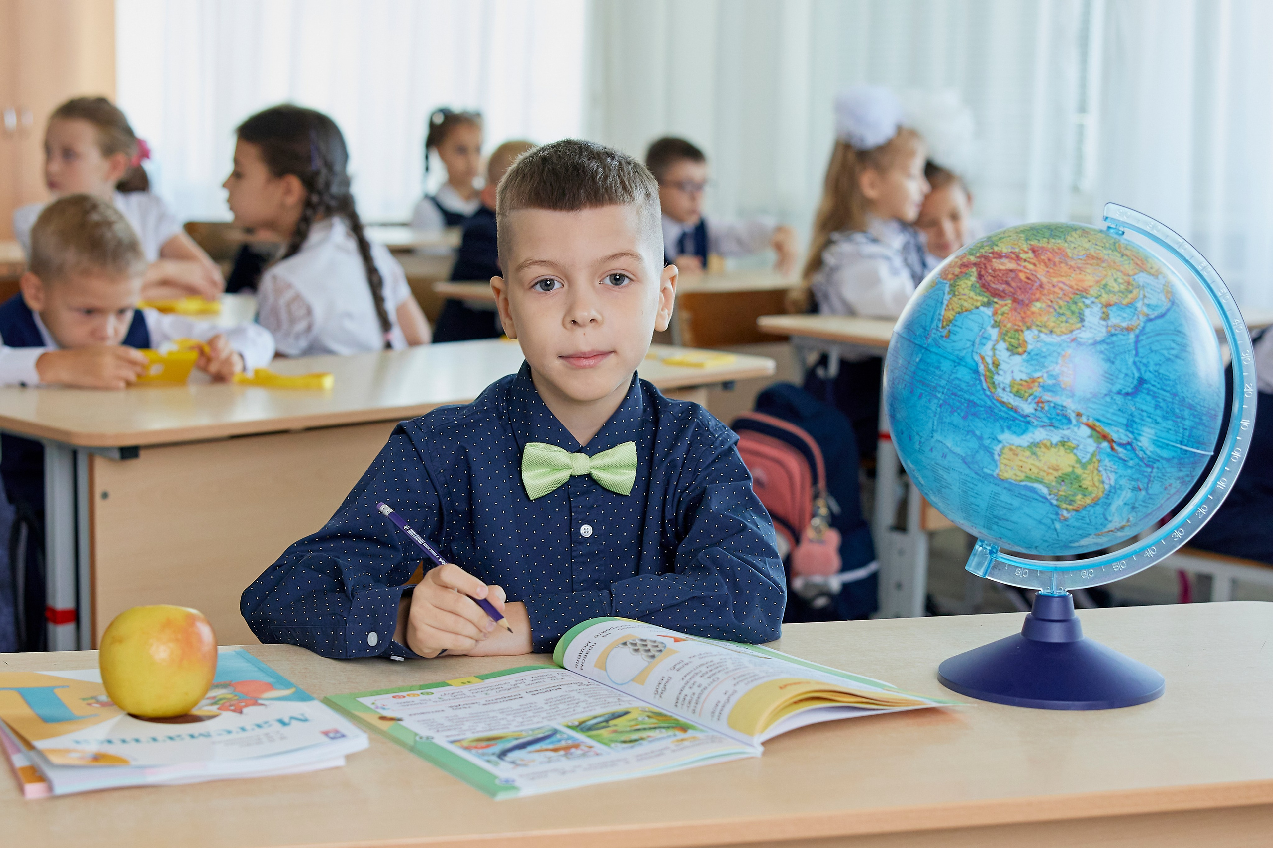 Первый раз в 1-й класс. Фотостудия «Юла»