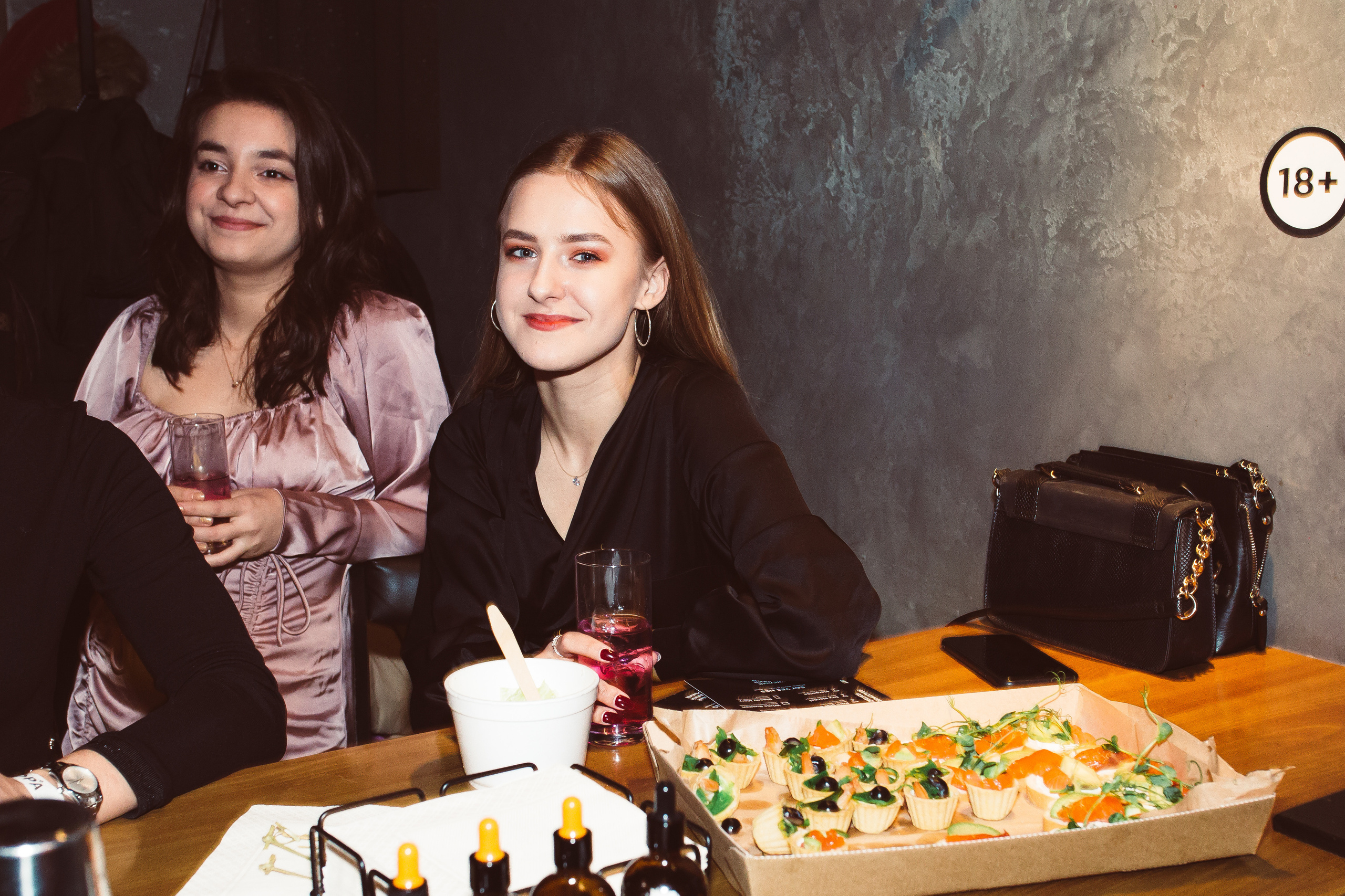 Корпоратив @hespeople. Фотограф ВИКА МЕДУЗА