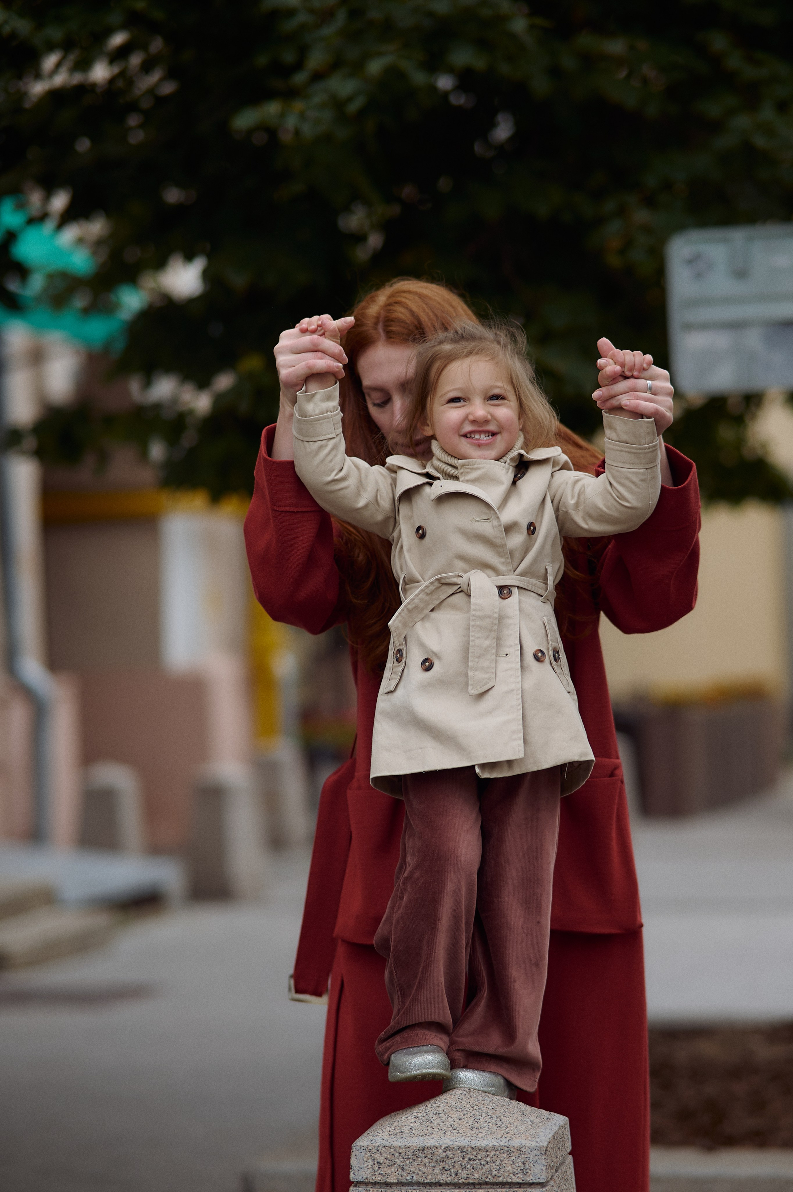 Рита и Кира. Прогулка по центру. Семейный и свадебный lifestyle-фотограф в Москве Мария Петрова