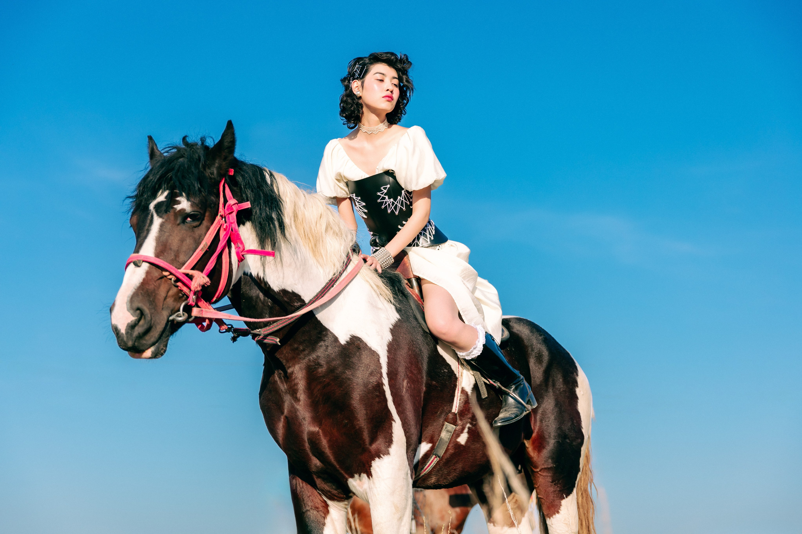 ТОМИРИС. Репортажный и портретный фотограф в Алматы — Дарья Фёдорова