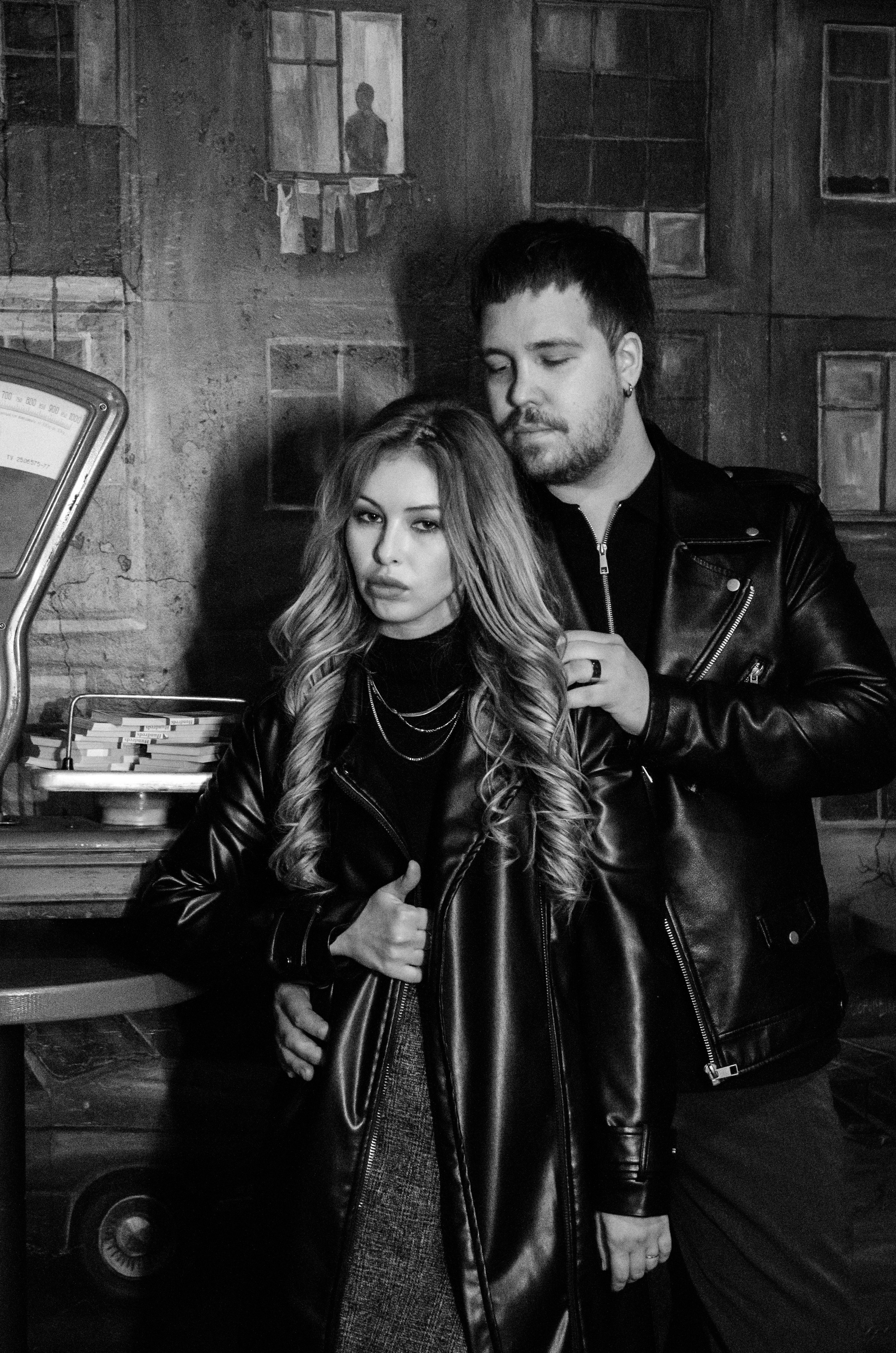 Съемка в стиле жены бандита. Фотографы в Тюмени Андрей и Лидия Войвод