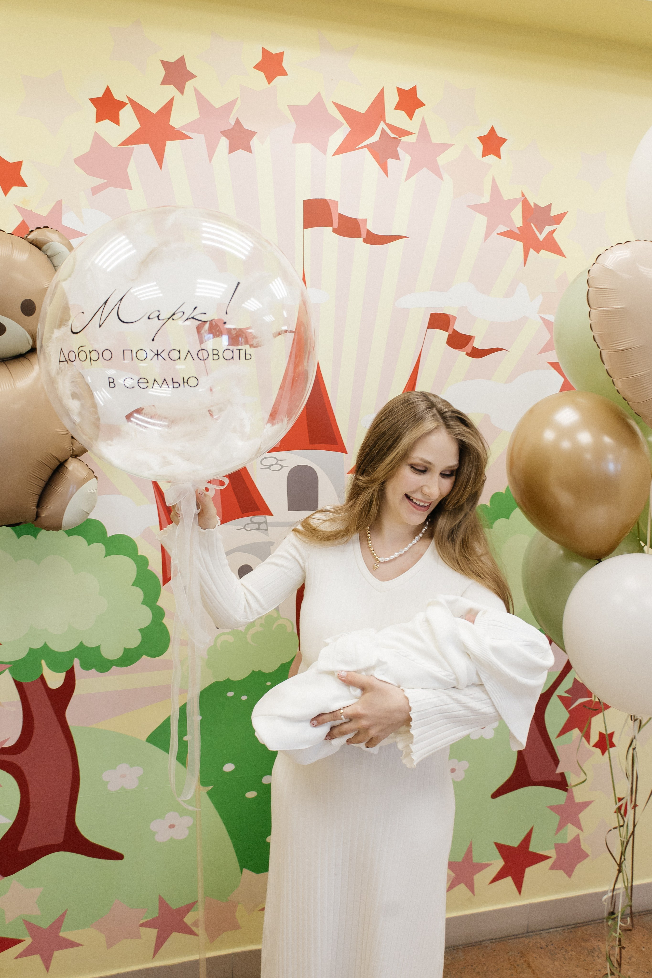 Выписка. Роддом № 7. Фотограф Березенская Ирина в Новосибирске