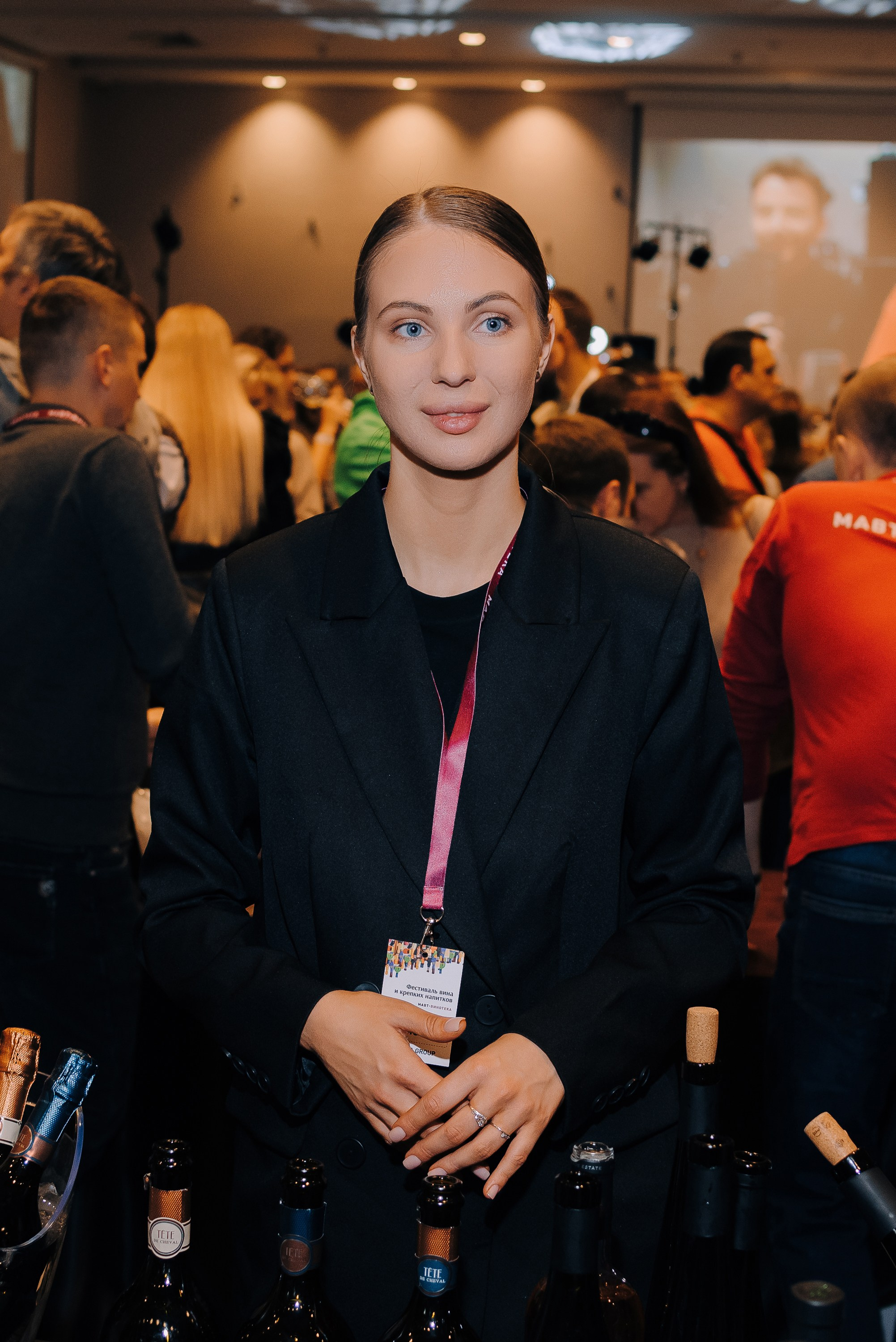 ФЕСТИВАЛЬ ВИНА И КРЕПКИХ НАПИТКОВ МАВТ-ВИНОТЕКА. Репортажный фотограф Зуев Роман г. Челябинск