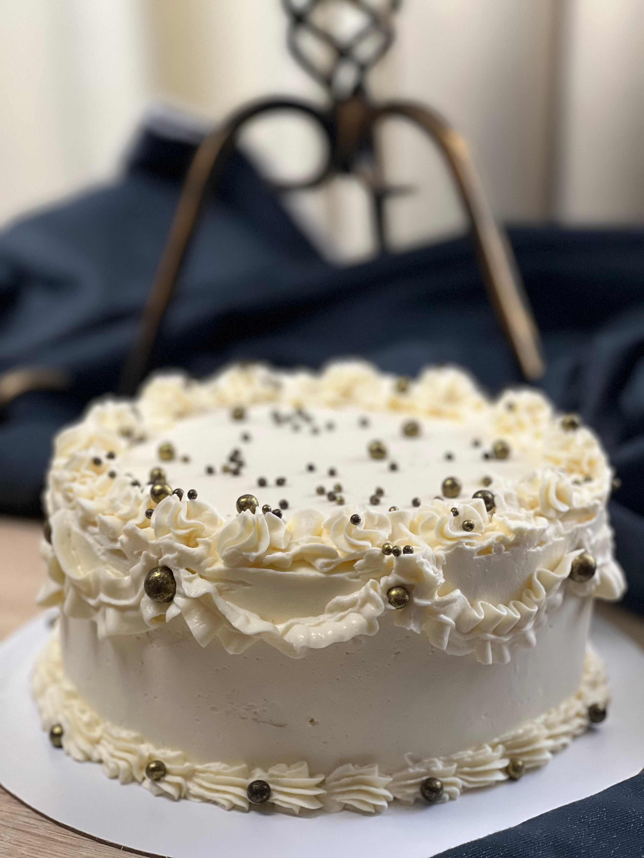 Торты и десерты. Выездной кейтеринг, съедобные букеты, торты и сладости на заказ