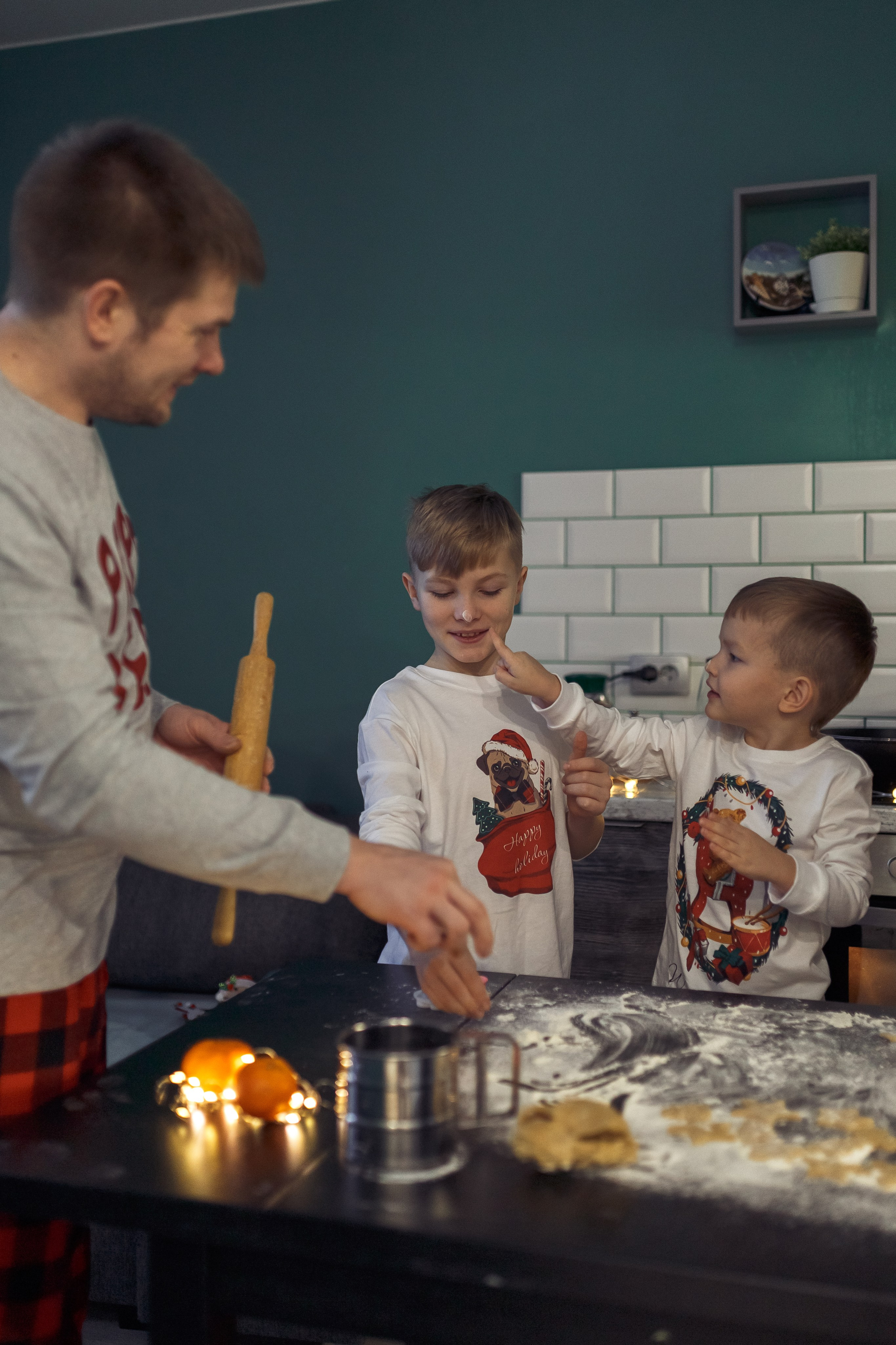 Новогодние печеньки в гостях у Полины и ее семьи. Елена Семейный фотограф Санкт-Петербург