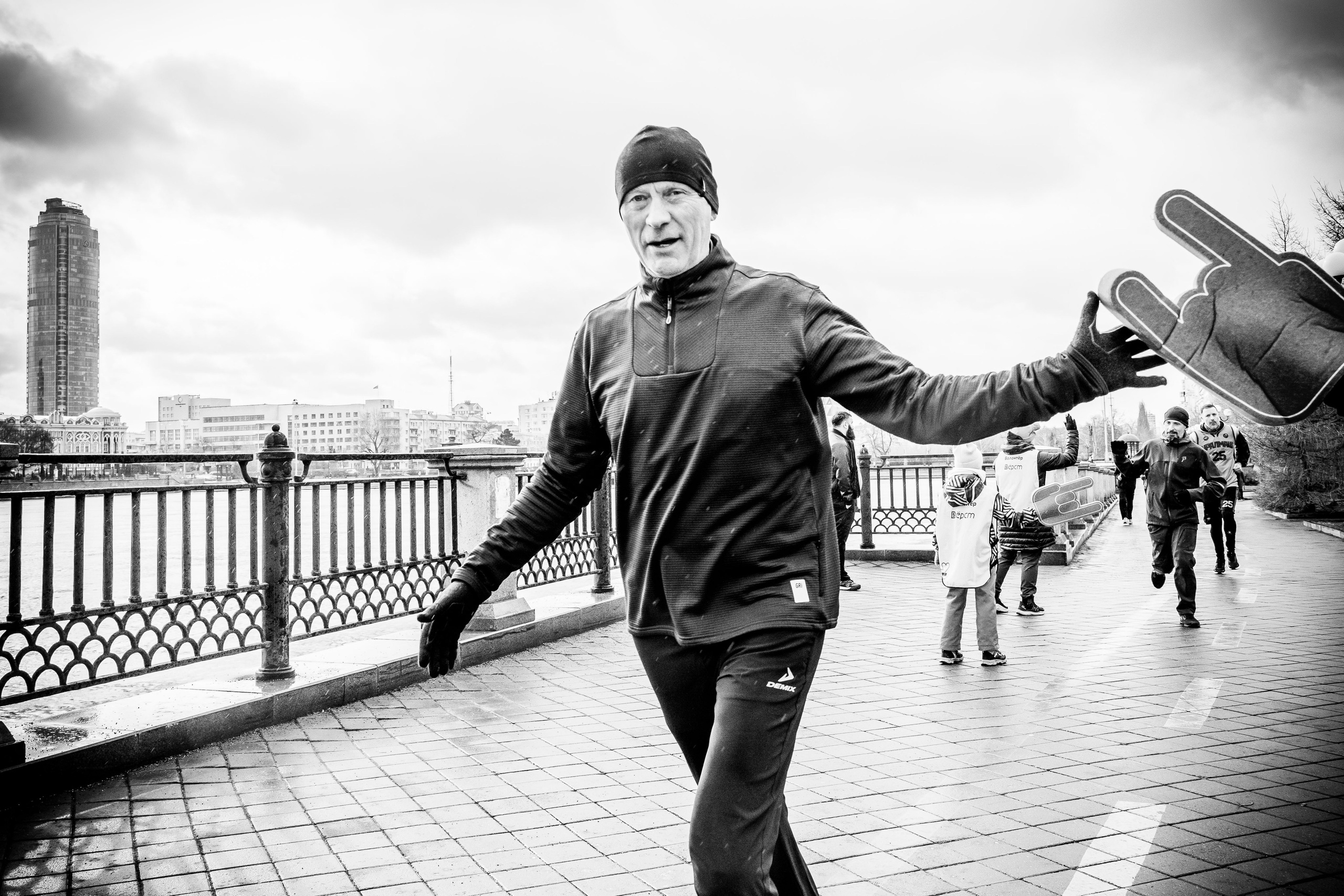 Слава где фотки?