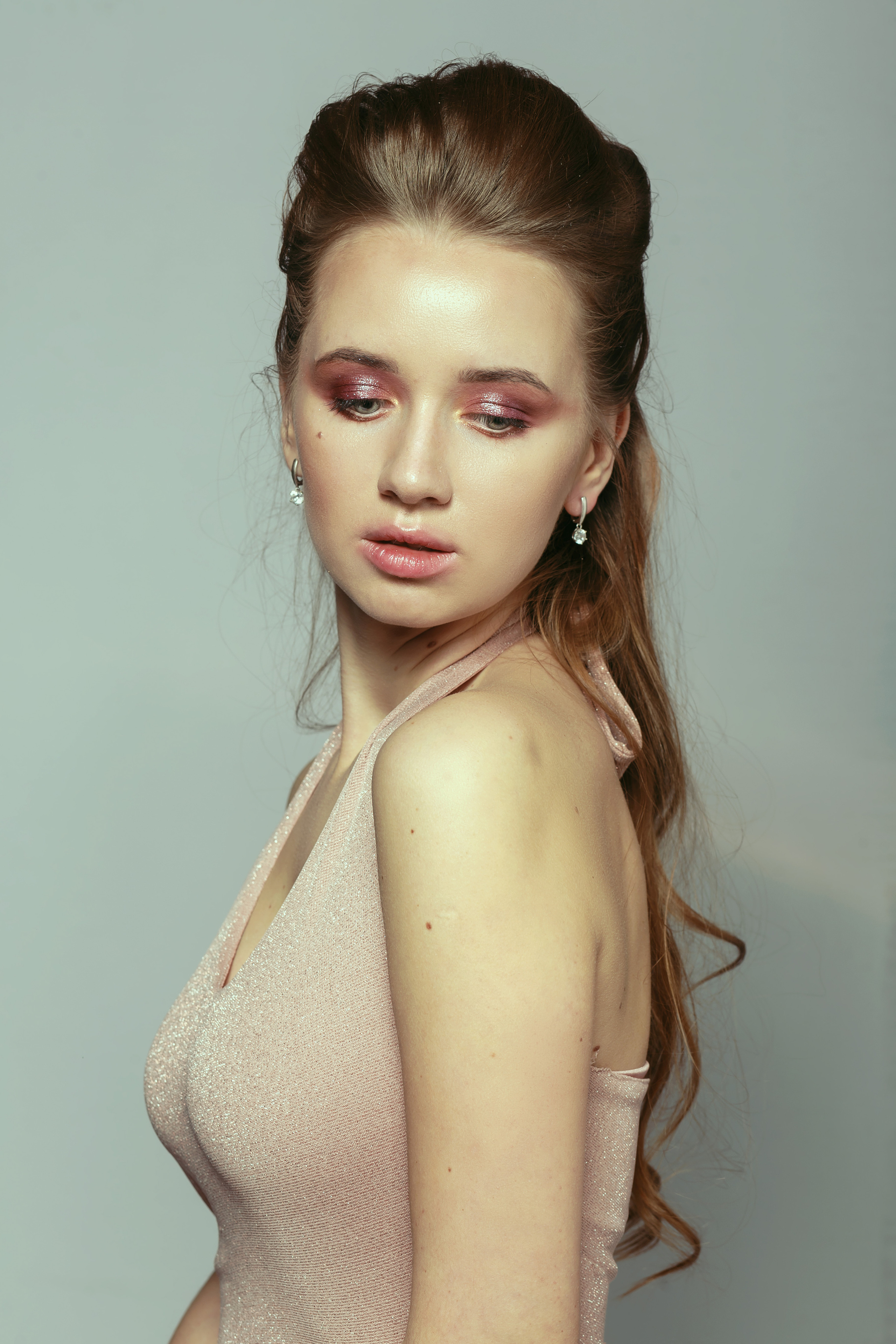 Бьюти фотосессия с цветами