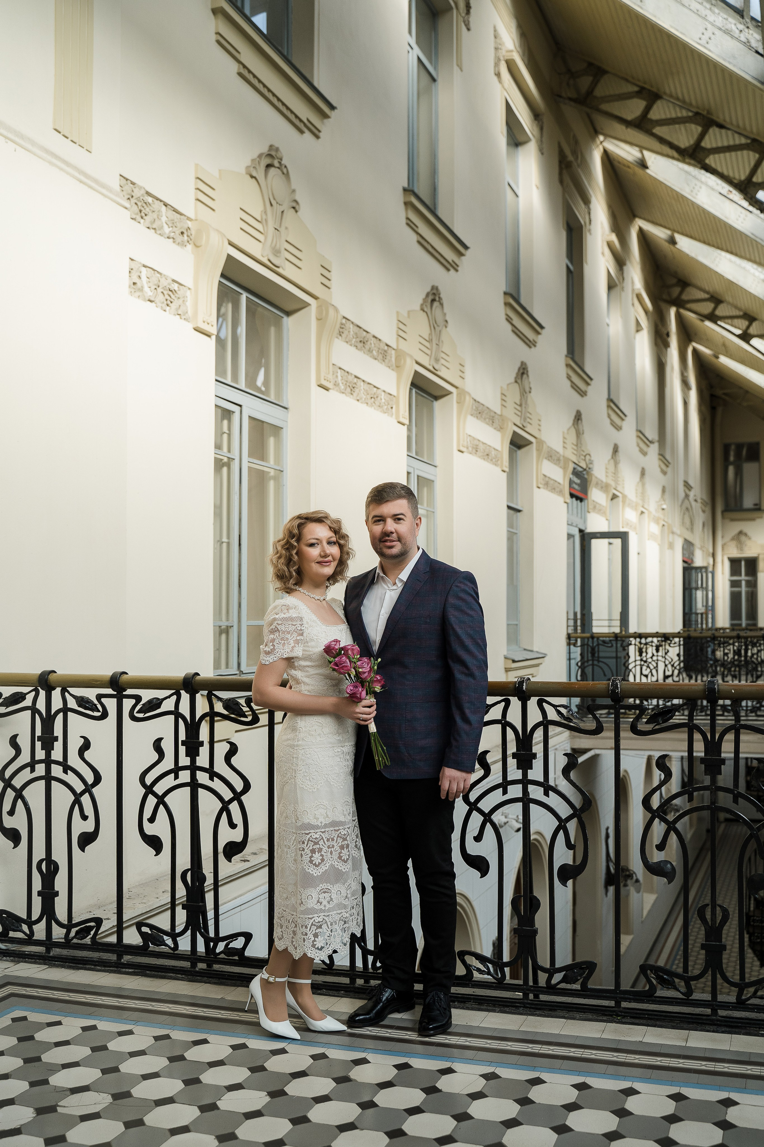 Свадебная фотосессия на Витебском вокзале. Свадебный и семейный фотограф в Пушкине и Санкт-Петербурге Мария Филиппова