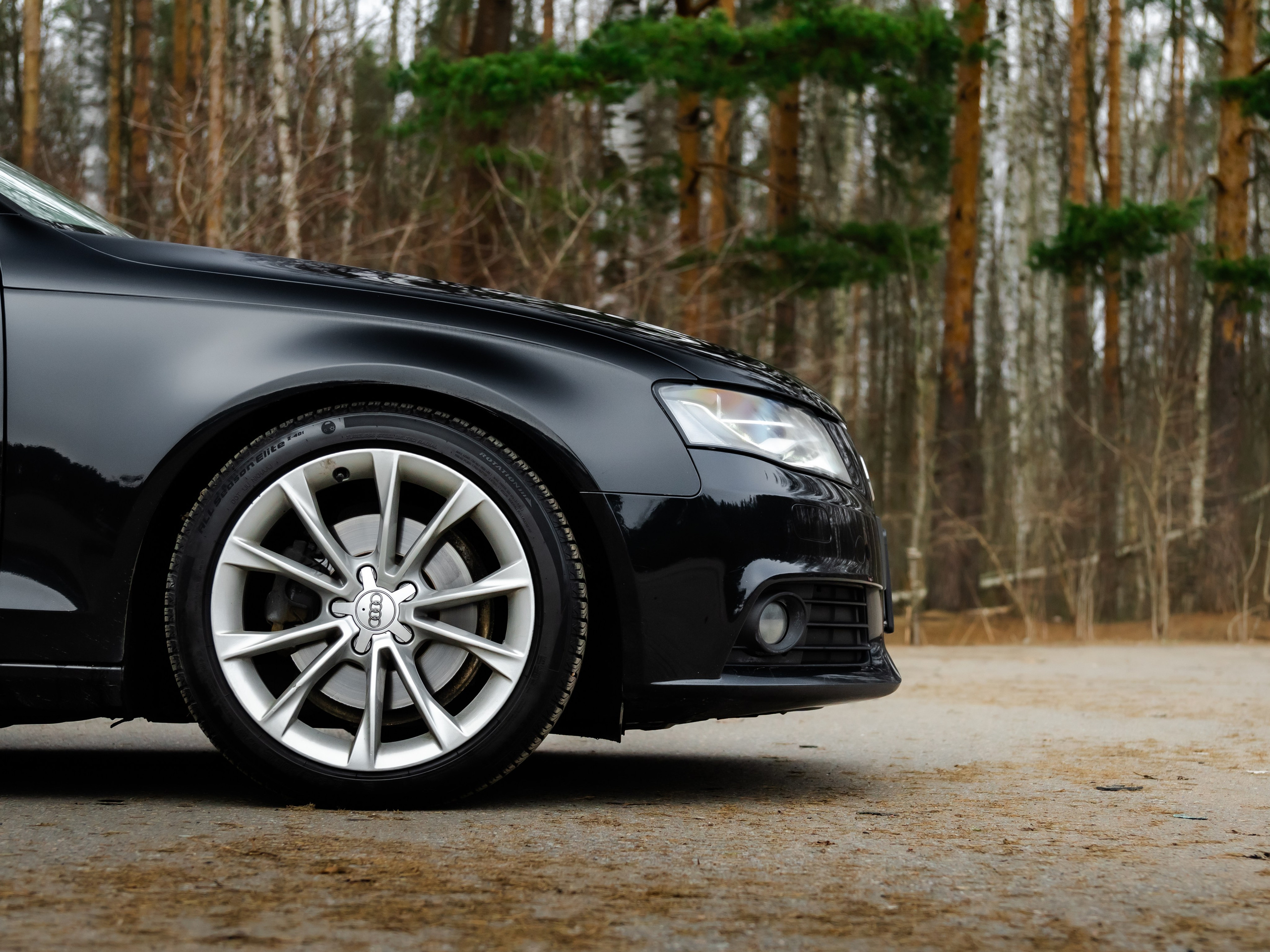 AUDI A4 B8 AVANT. Opasnophoto
