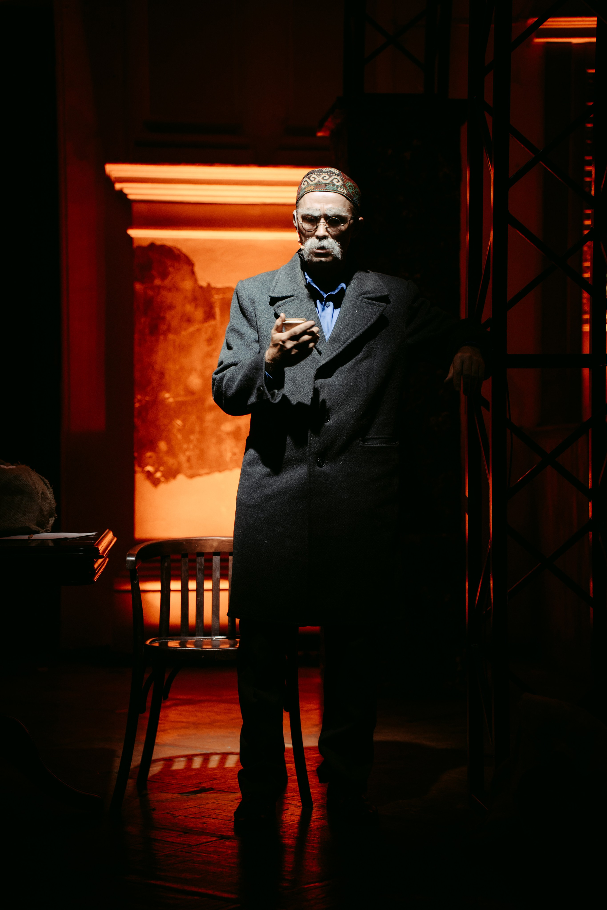 Горький оптимизм. Главная