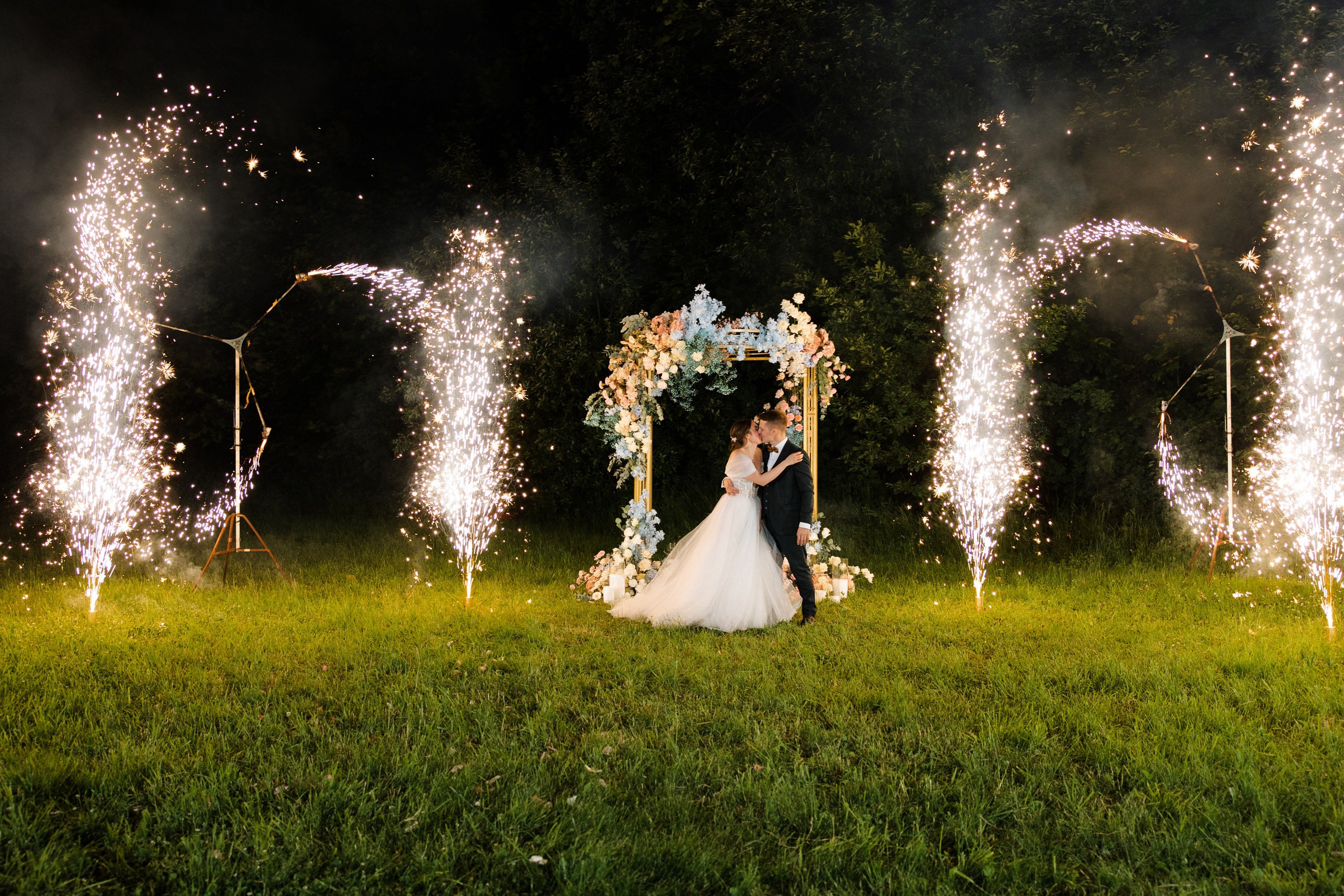 Андрей и Ксения. Организация и координация свадебных и семейных торжеств