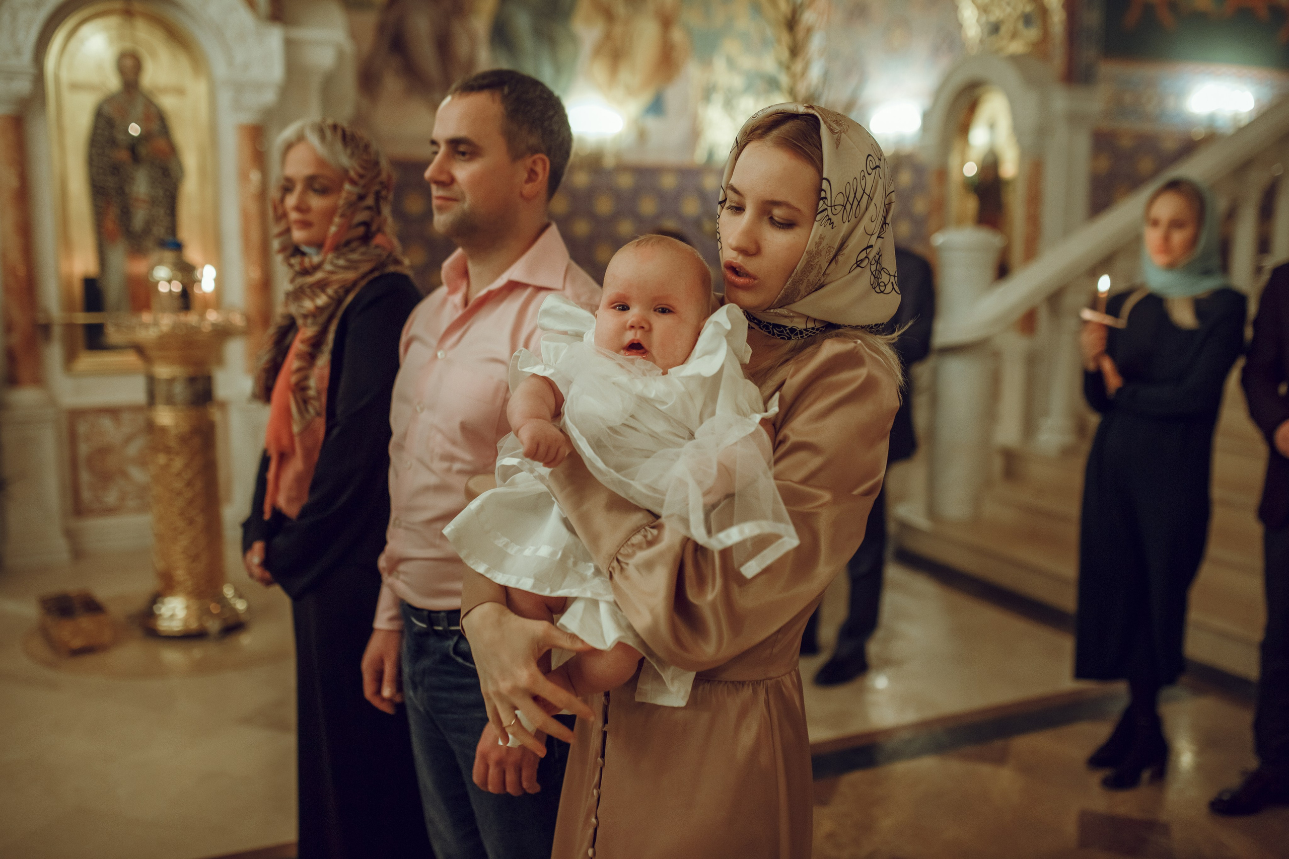 Крещение Виктории. Фотограф на Крещение, семейный фотограф в Москве