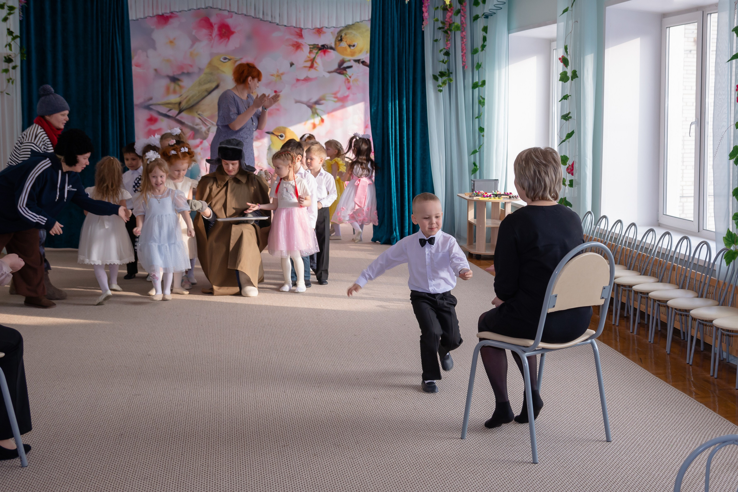 Весенний утренник