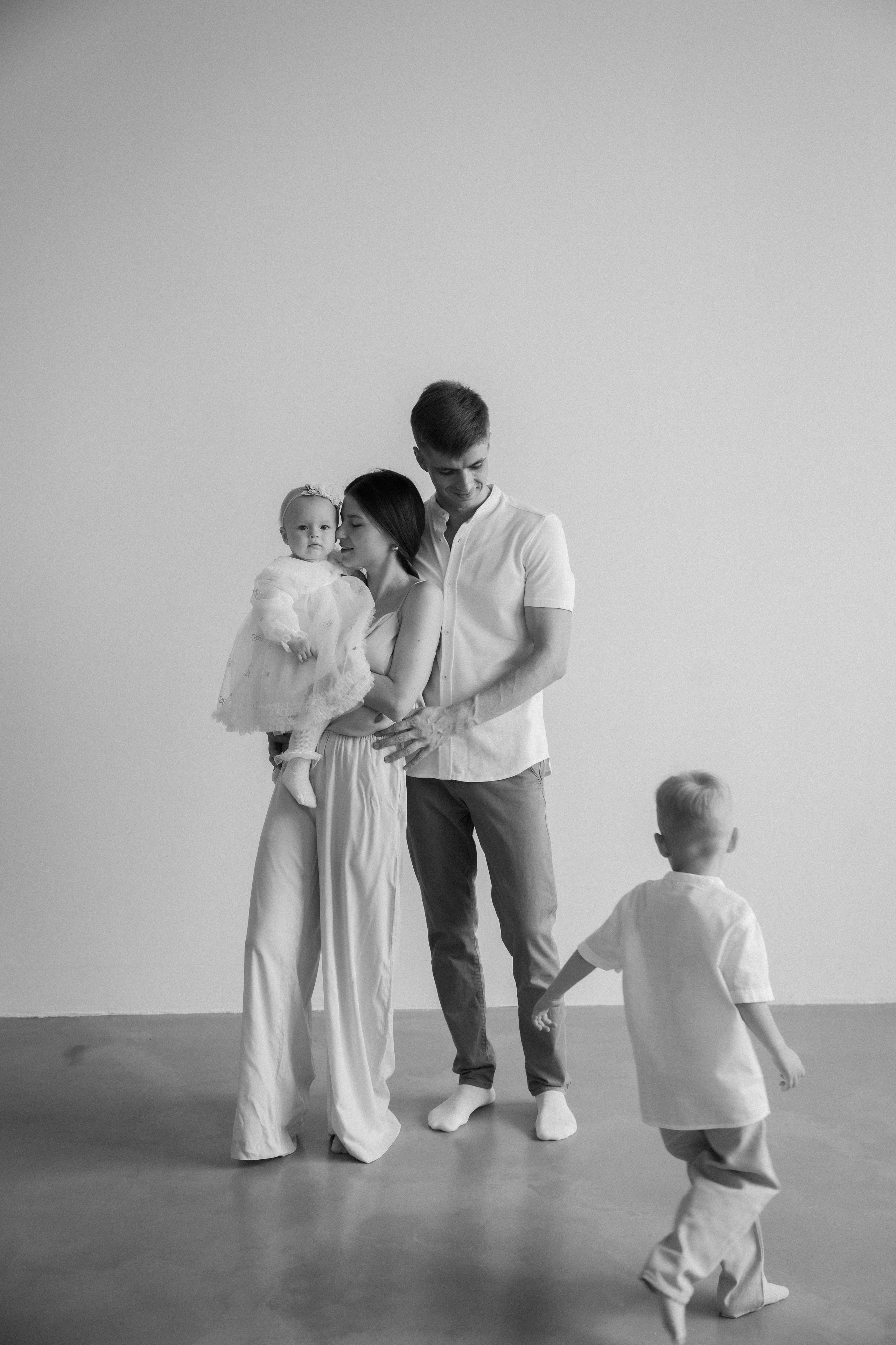 Павел + Анастасия + Демьян + Агата. Семейный и детский фотограф Юлия Шох