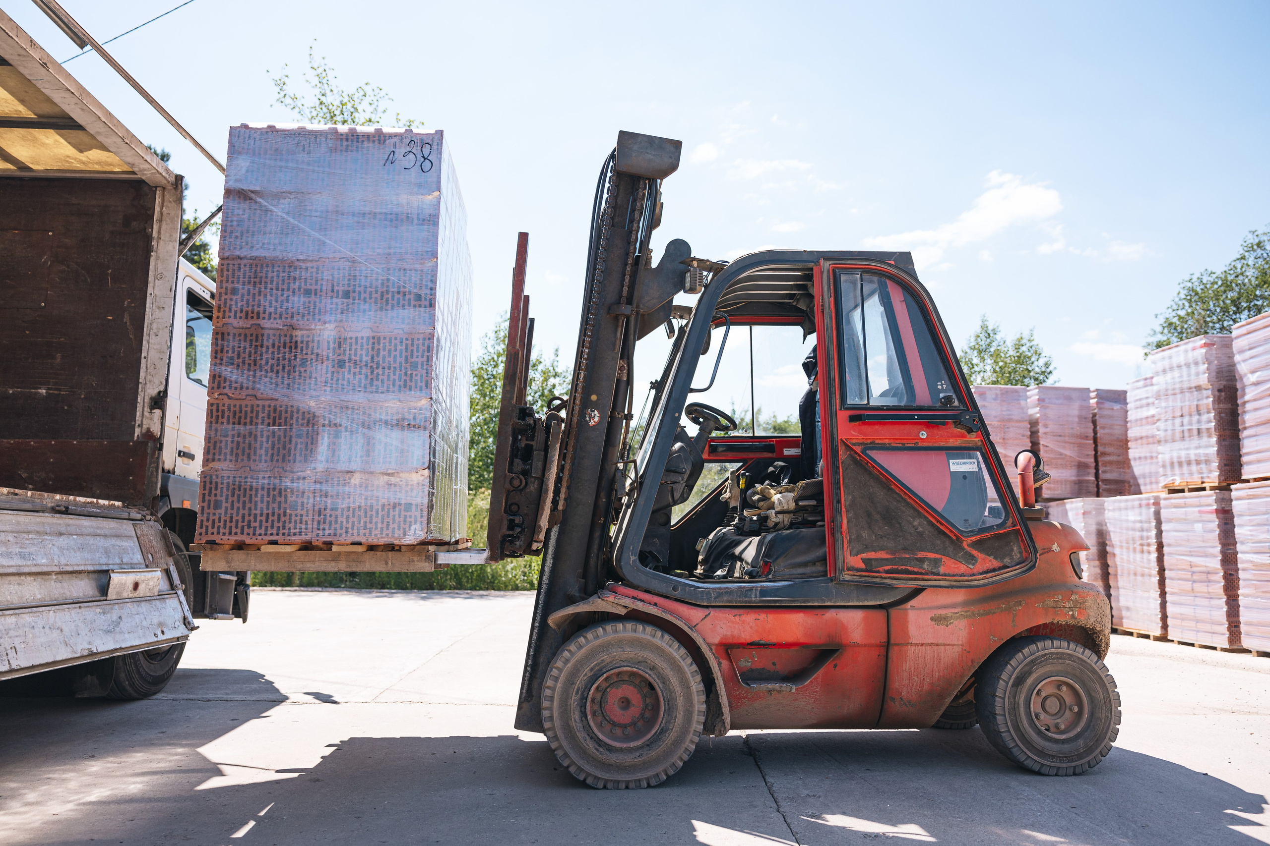 BKK. The content is a survey of the factory. KRIS KRUPINNIKOVA