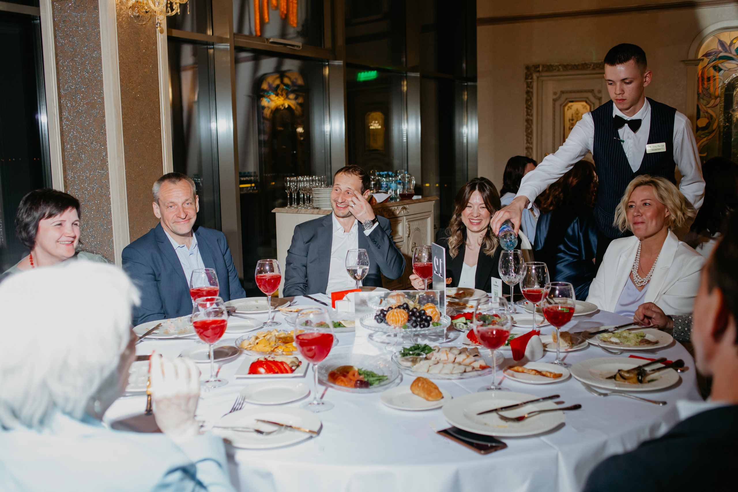 Выпускной. 11 лицей. Фотограф в Челябинске Ополихина Анна