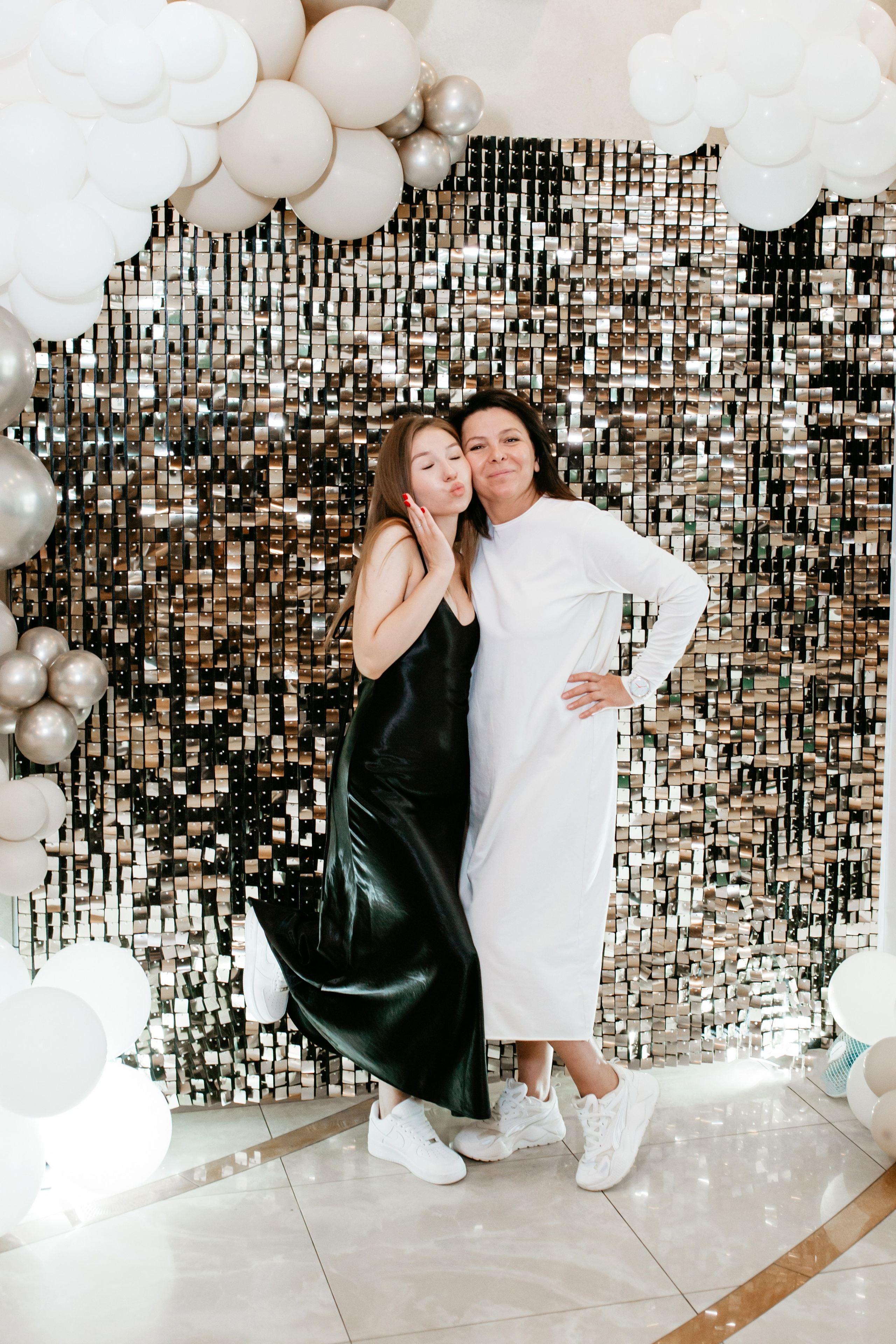 Выпускной 2025 (9класс) 124 школа. Фотограф в Челябинске Ополихина Анна