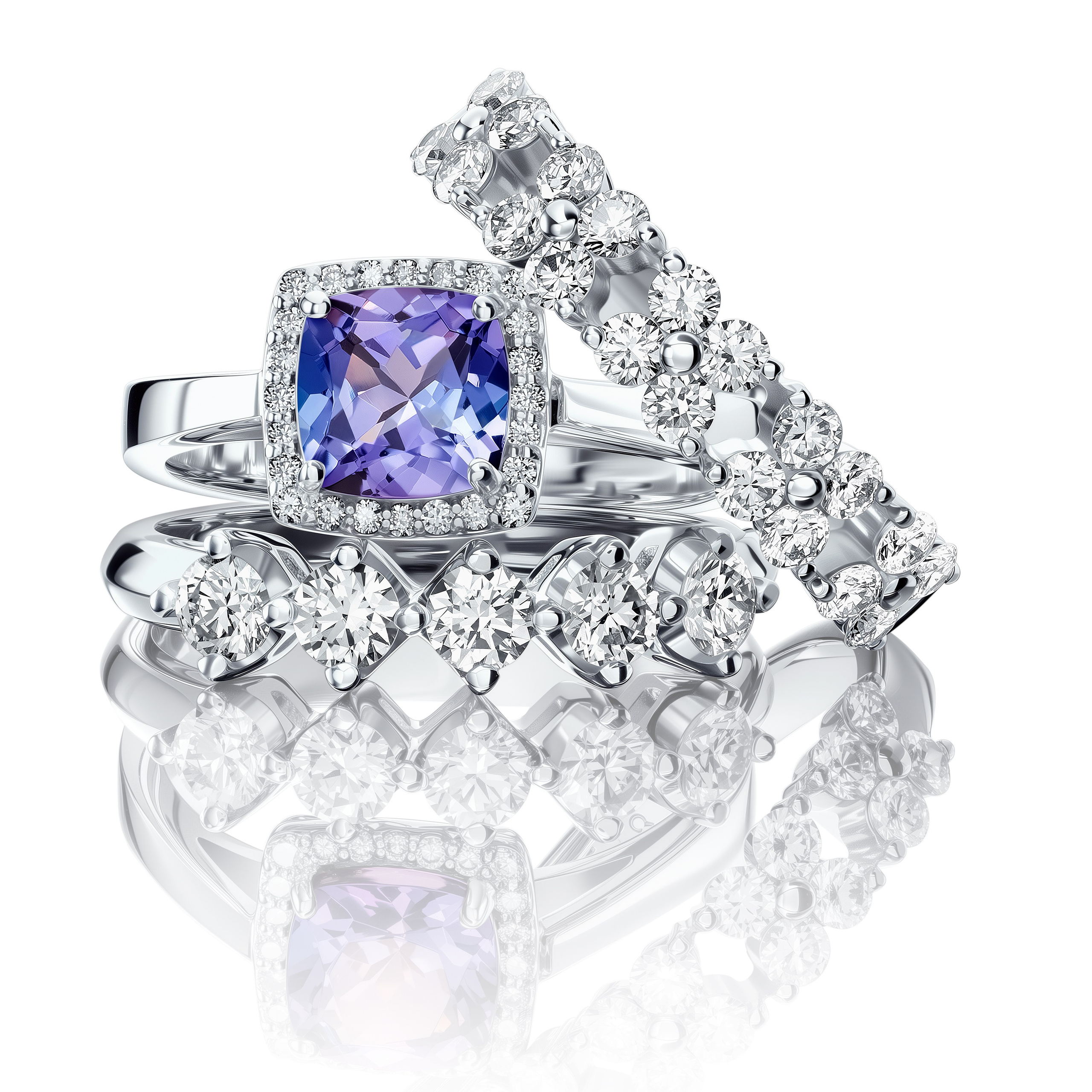 Рекламная фотосъёмка ювелирных украшений. Профессиональный фотограф в Санкт-Петербурге. Ювелирный фотограф Сергей Пушкин. Фото украшений для рекламы, сайтов и маркетплейс. Фотограф украшений цена в СПб.