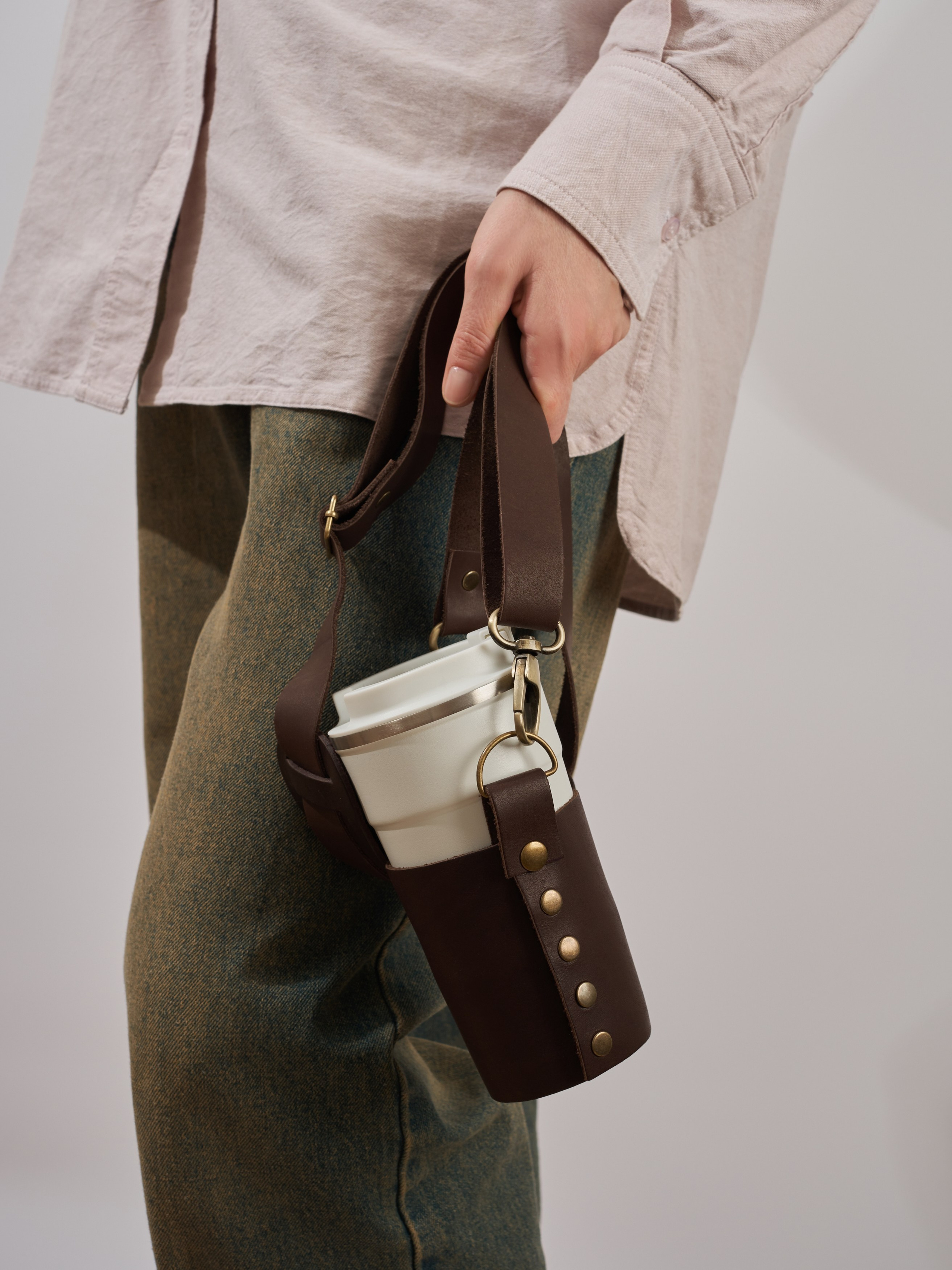 В РУКАХ. Предметный фотограф Евгения Ларчуженкова