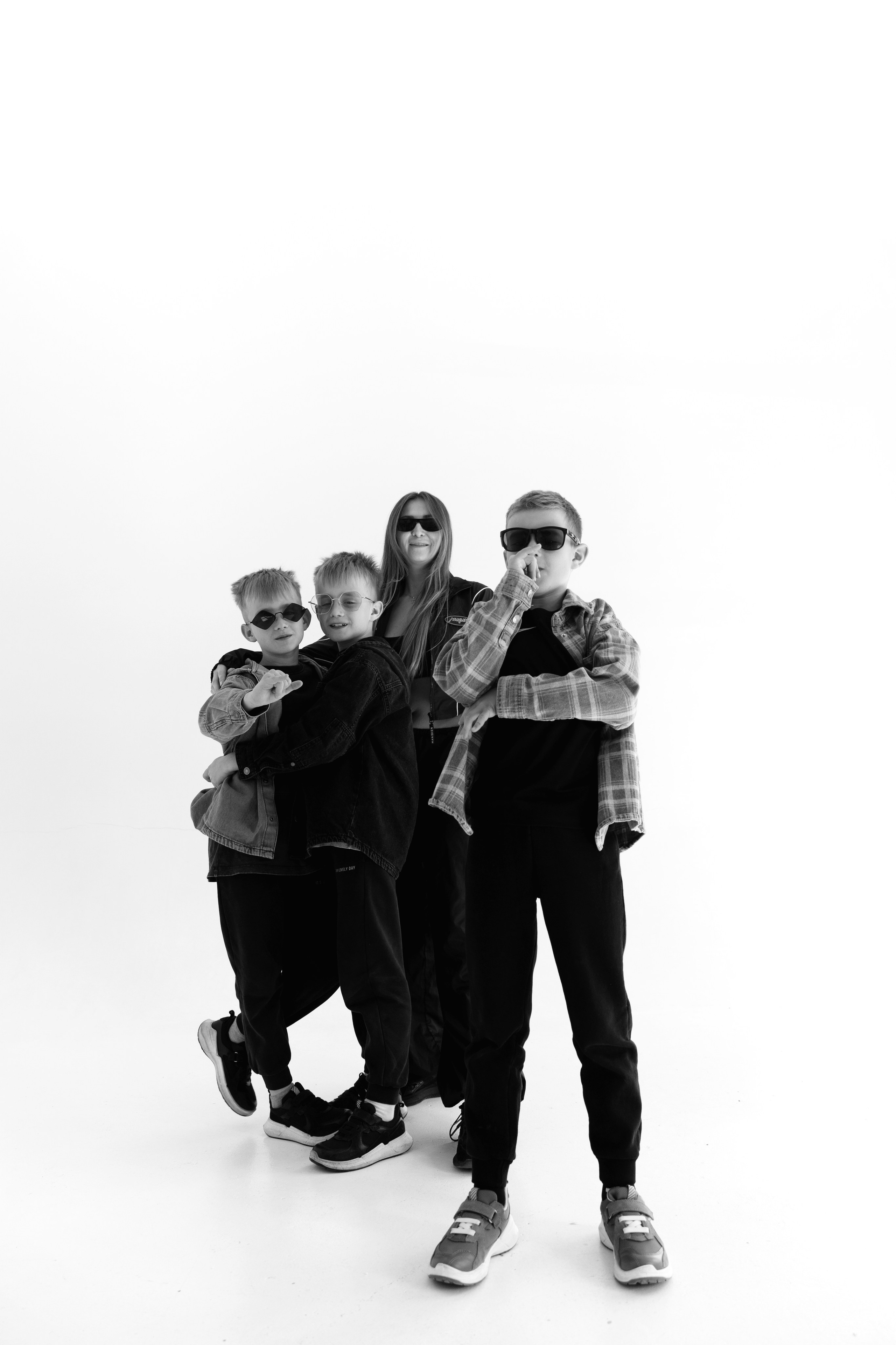 Съемка двойняшек в студии. Да еще и плюс один!. Фотограф новорожденных, детский фотограф  Москва.Семейная съемка Москва. Семенова Анна