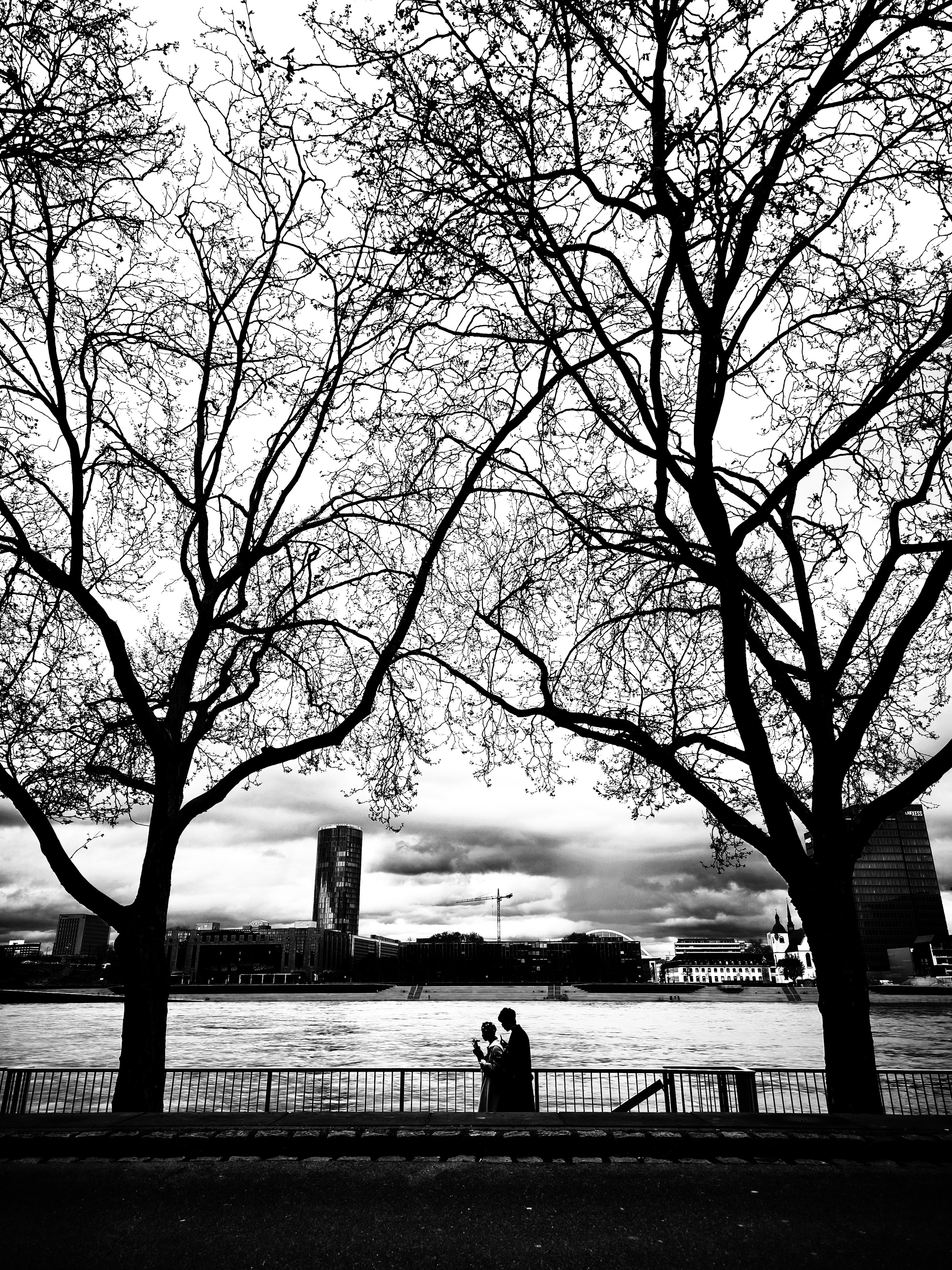 Mobile shots. Street photographer Ksenya Loboda