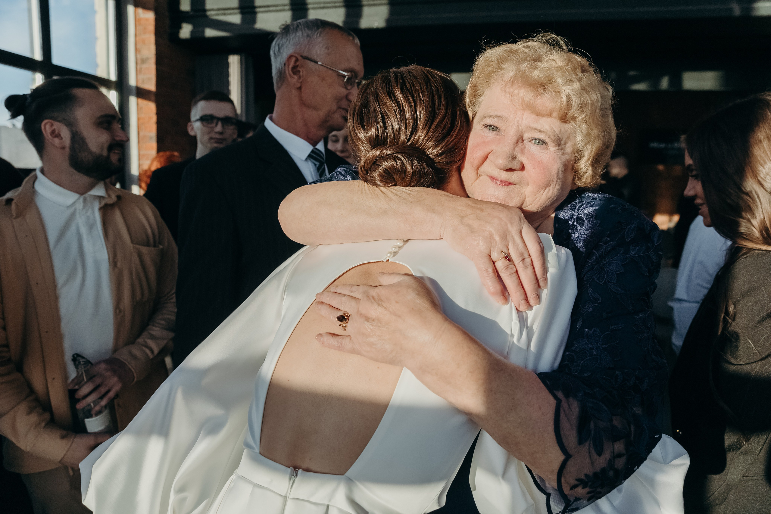 Свадьба для своих в Замке Шамони в Красноярске. Свадебный фотограф-видеограф в Красноярске Евгений Константинопольский