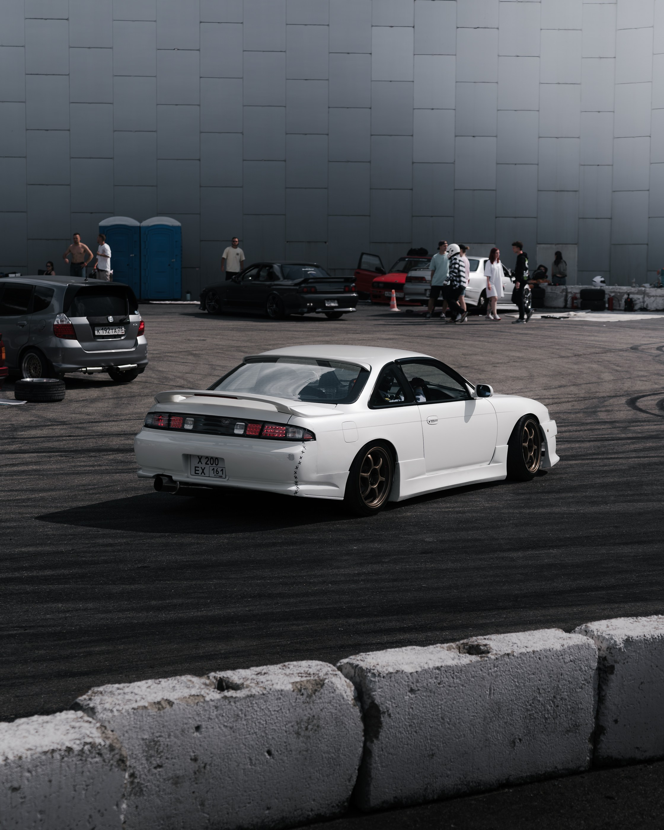 //GROUNDEDLOCAL2024. Автомобильный фотограф