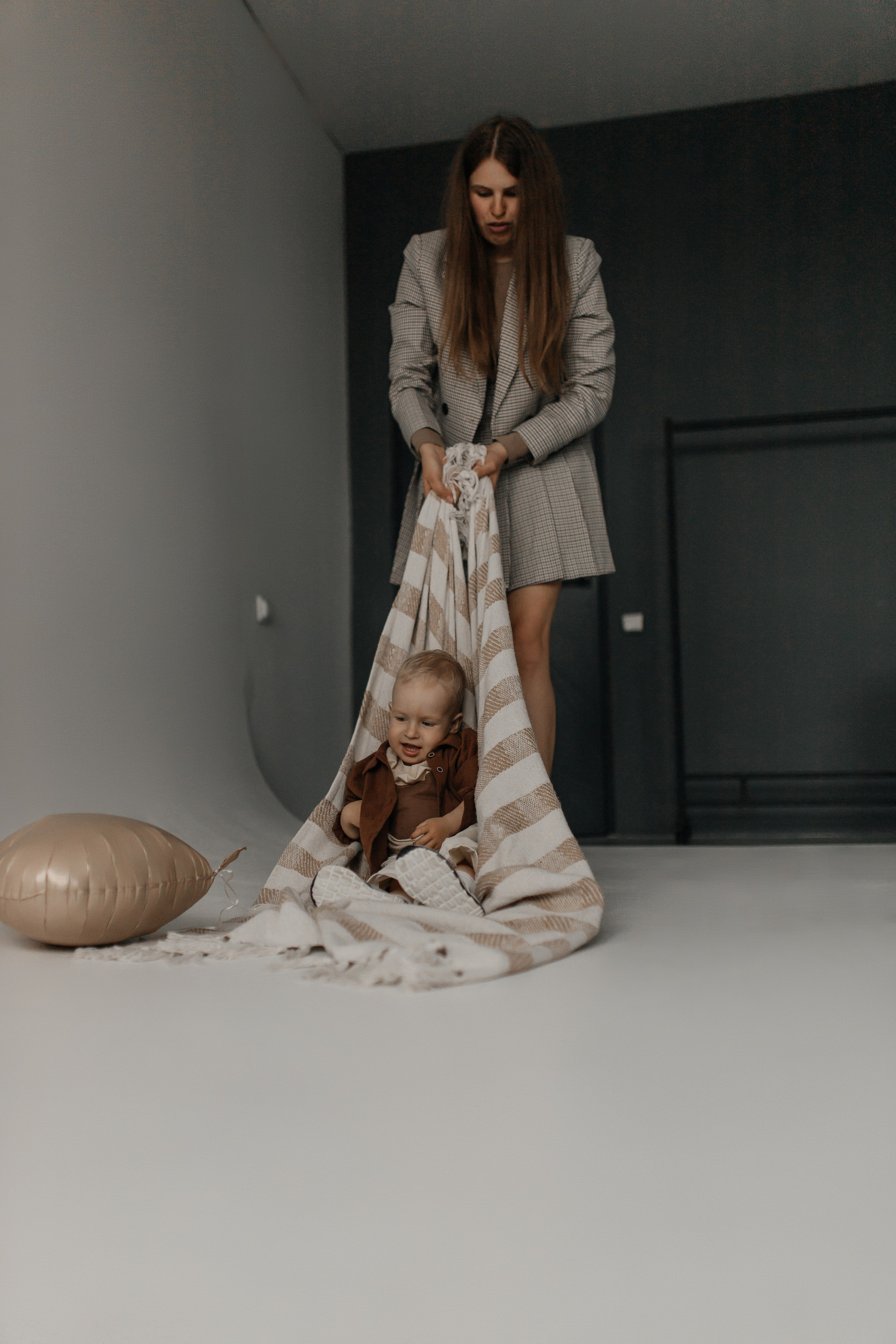 Ваня и мама. Семейный фотограф Губкин/Старый Оскол