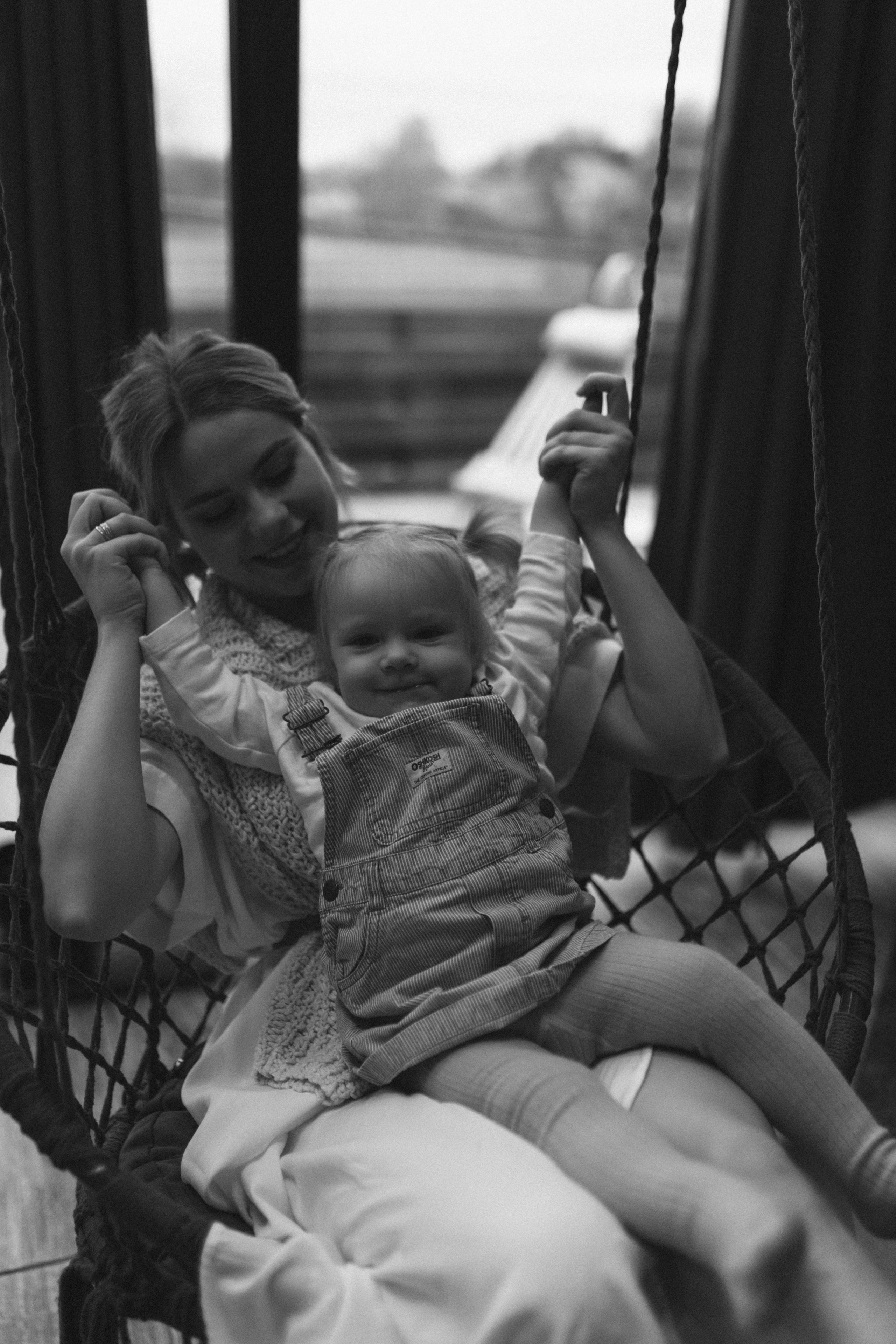 Алиса и мама. Семейный фотограф Губкин/Старый Оскол