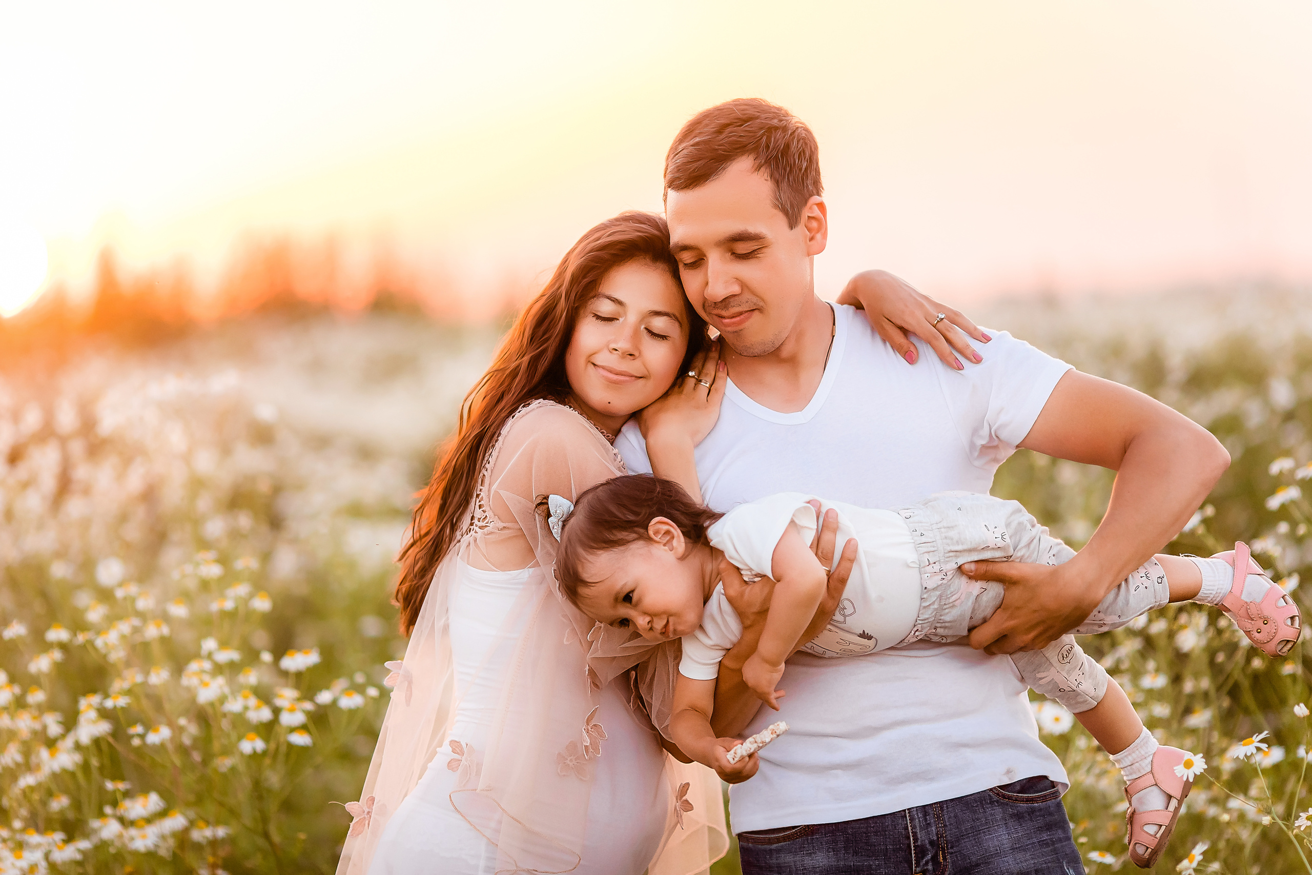 Прогулка в ромашках. Семейный и свадебный фотограф в Чебоксарах и Новочебоксарске Ирина Юрь