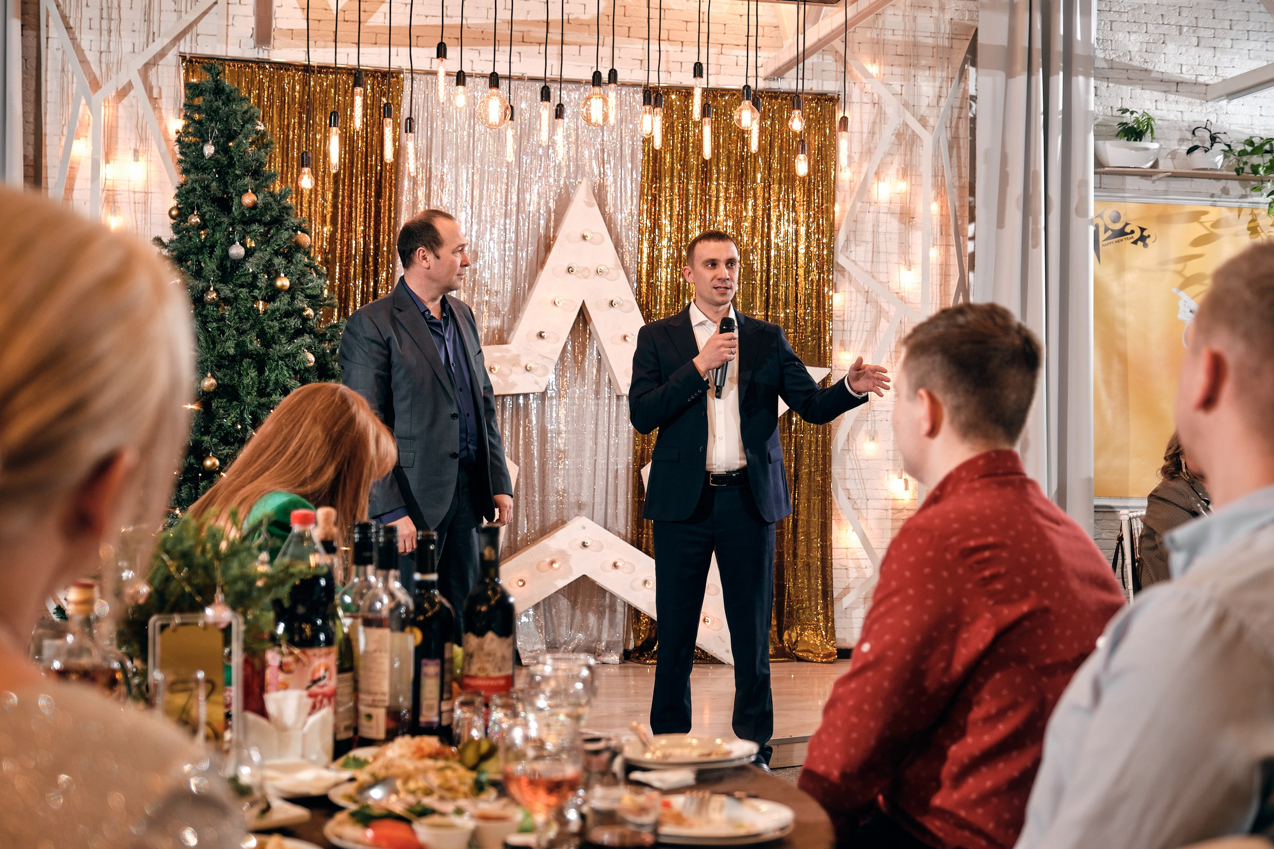 Новогодний корпоратив управляющей компании Италиан Пицца. Event агентство PAPRIKA в Екатеринбурге